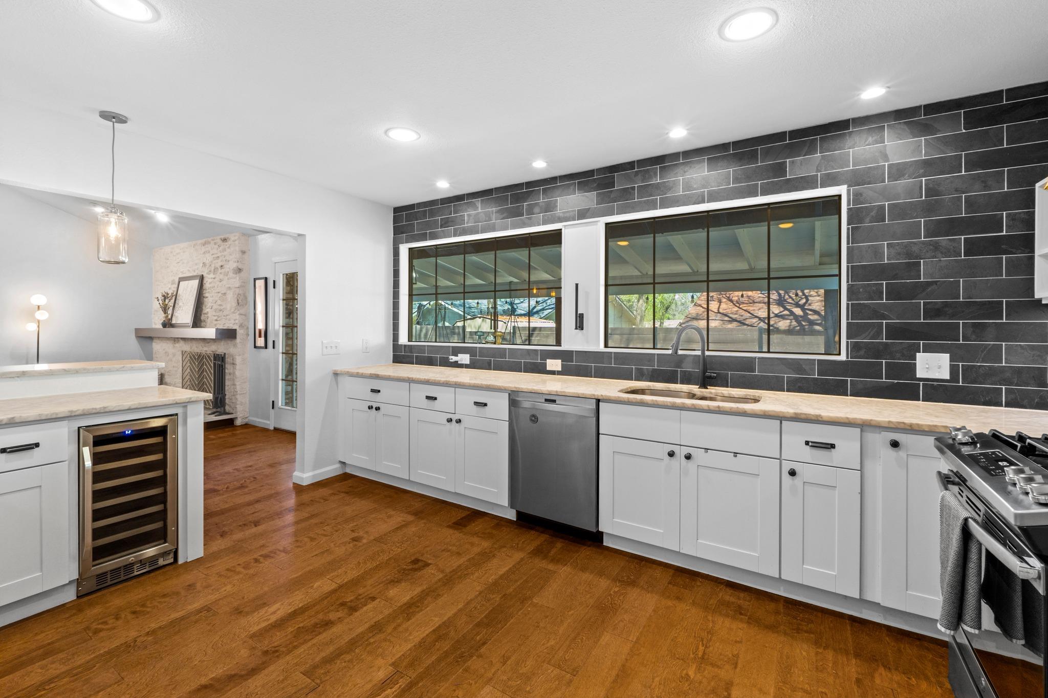 4902 Big Trail Cir, Austin, TX 78759