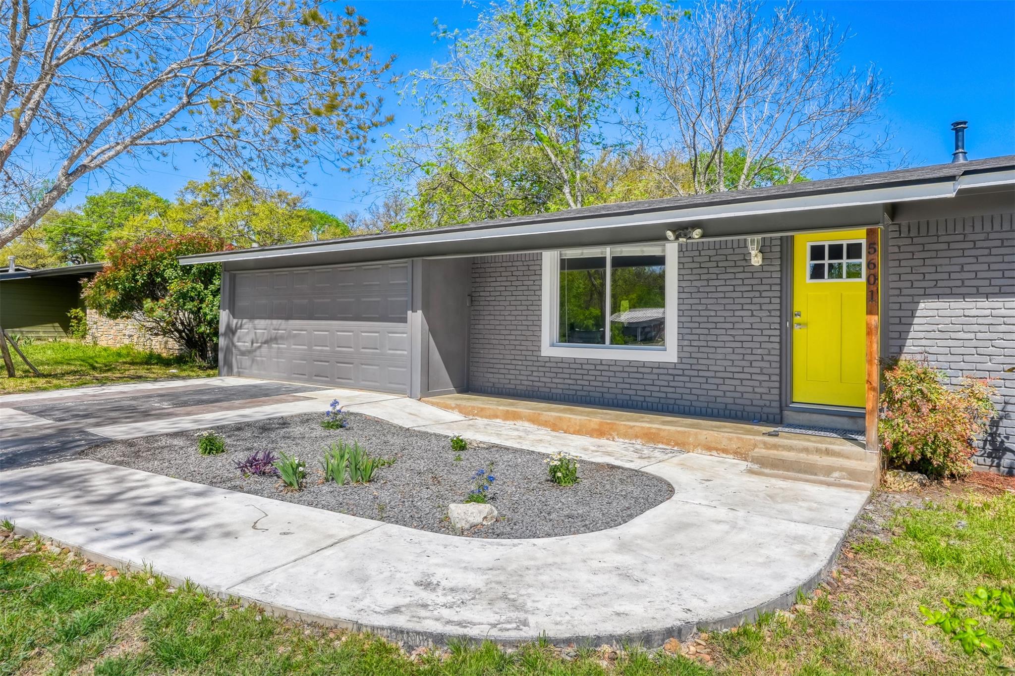 5601 Oak Blvd, Austin, TX 78735