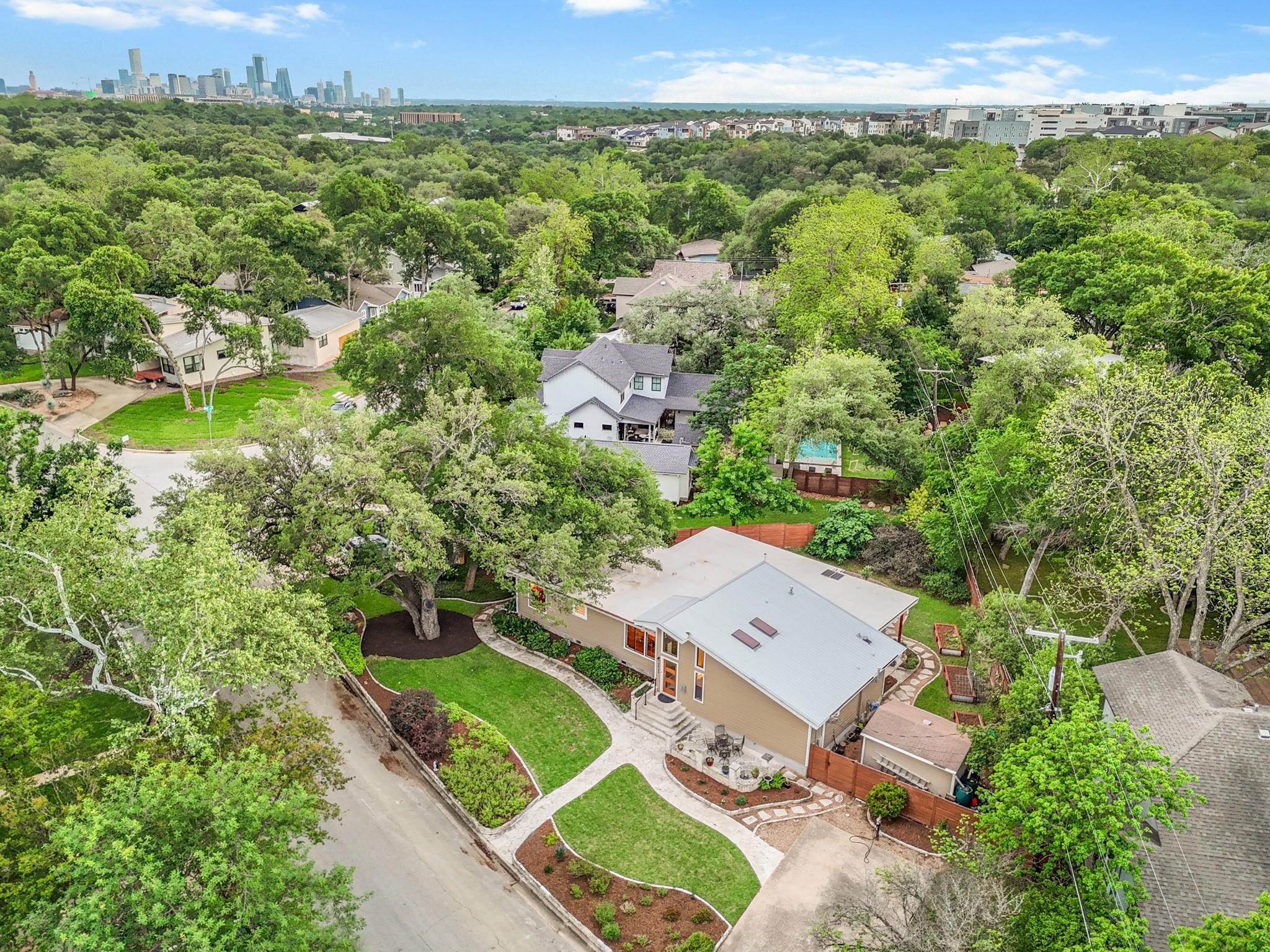 2621 W 49th St, Austin, TX 78731