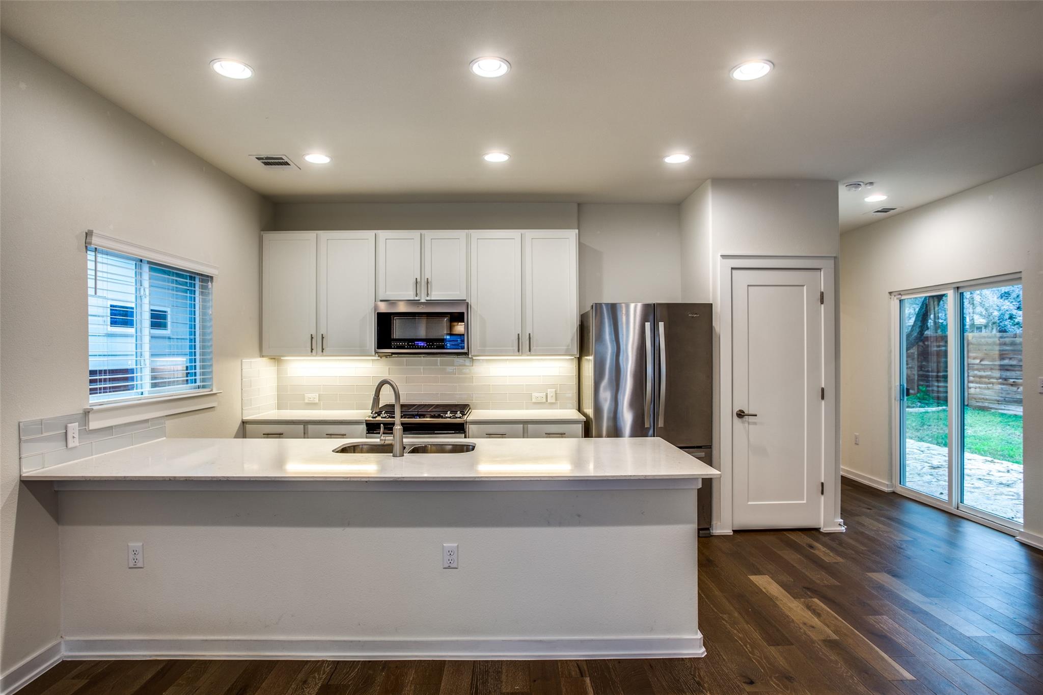 6800 Menchaca Rd # 17, Austin, TX 78745