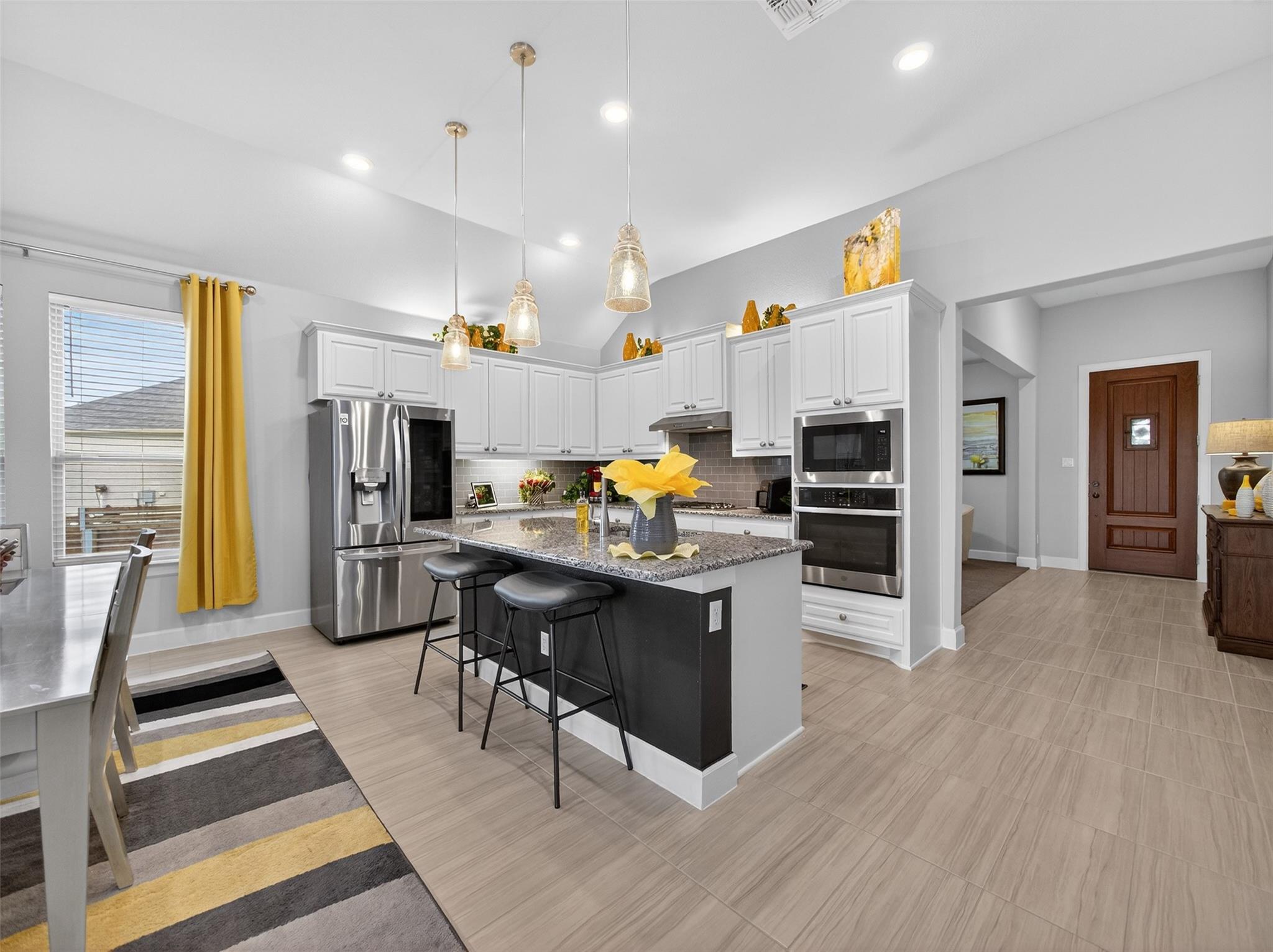 110 Duroc Dr, Hutto, TX 78634