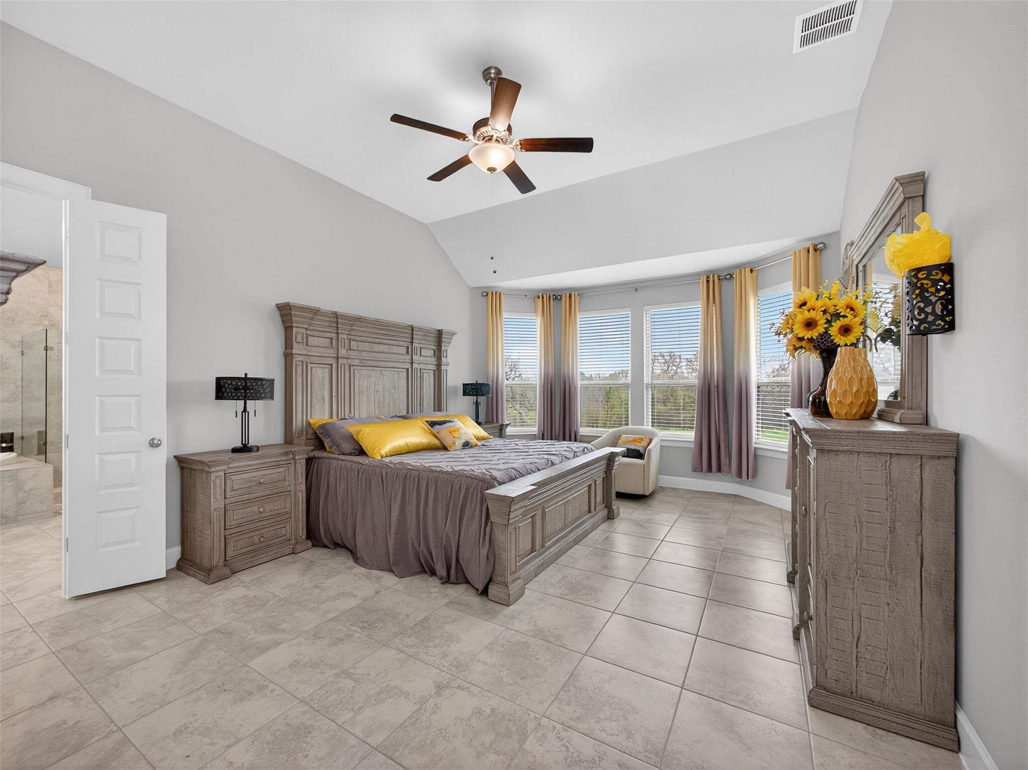 110 Duroc Dr, Hutto, TX 78634