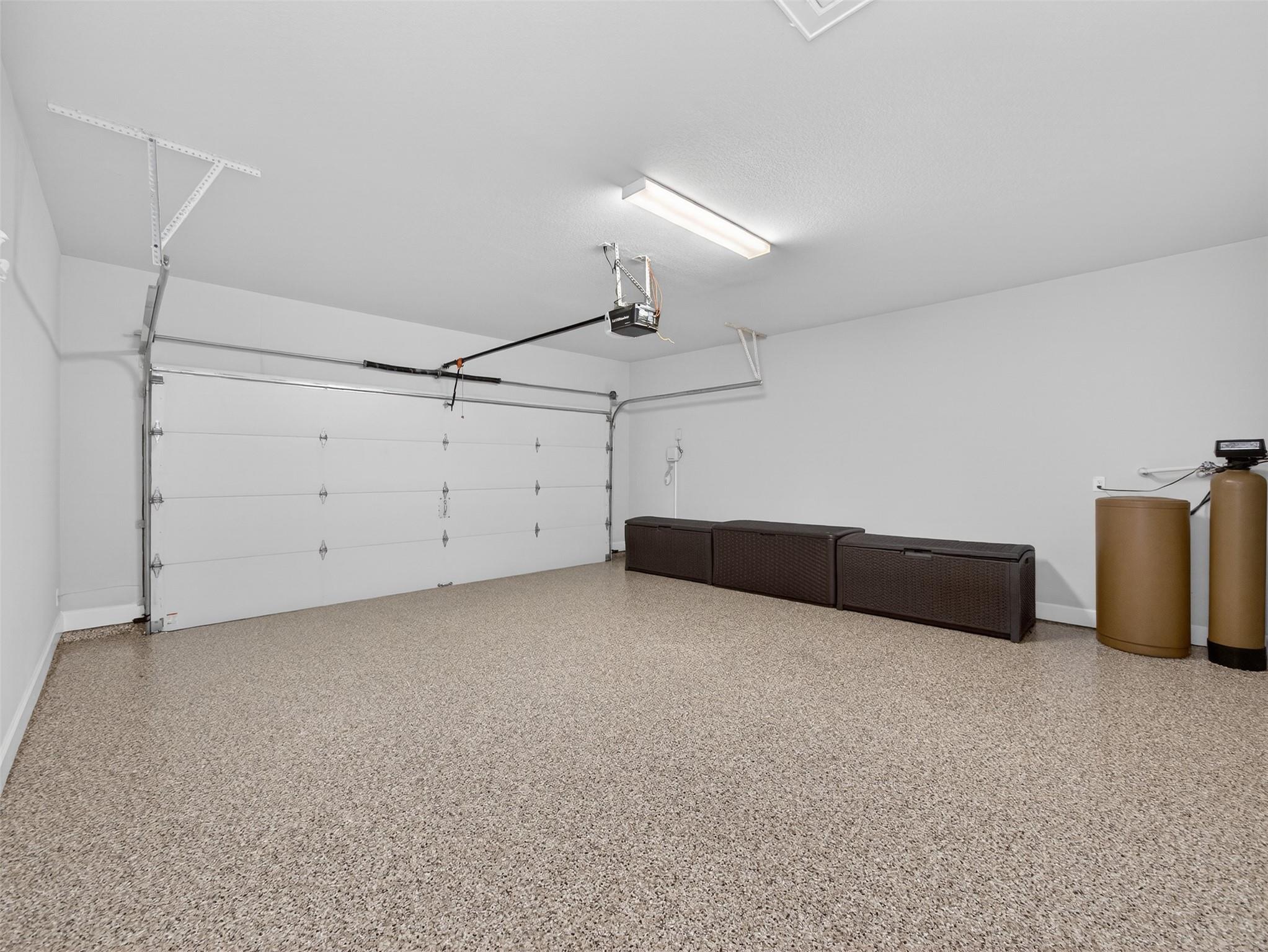 110 Duroc Dr, Hutto, TX 78634