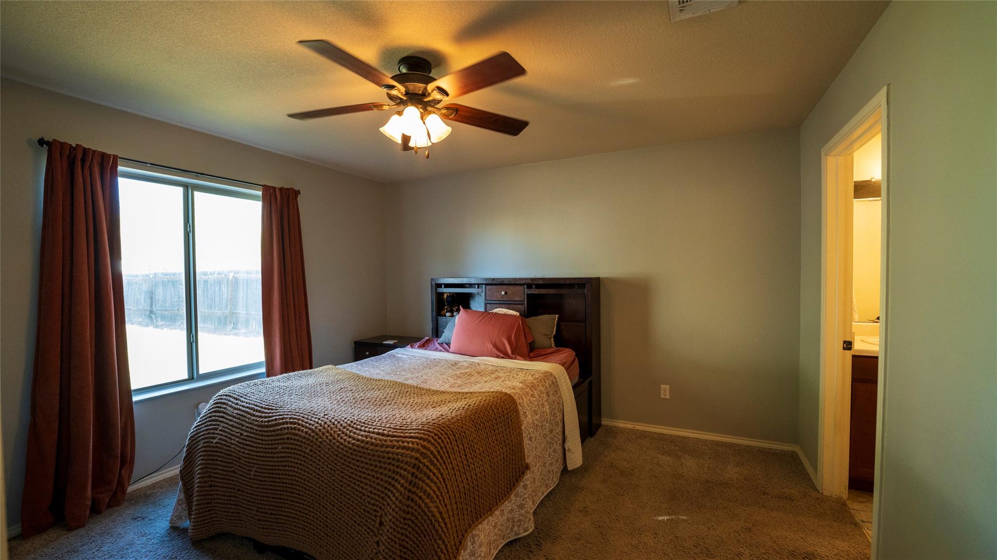 1576 Twin Cv, Kyle, TX 78640