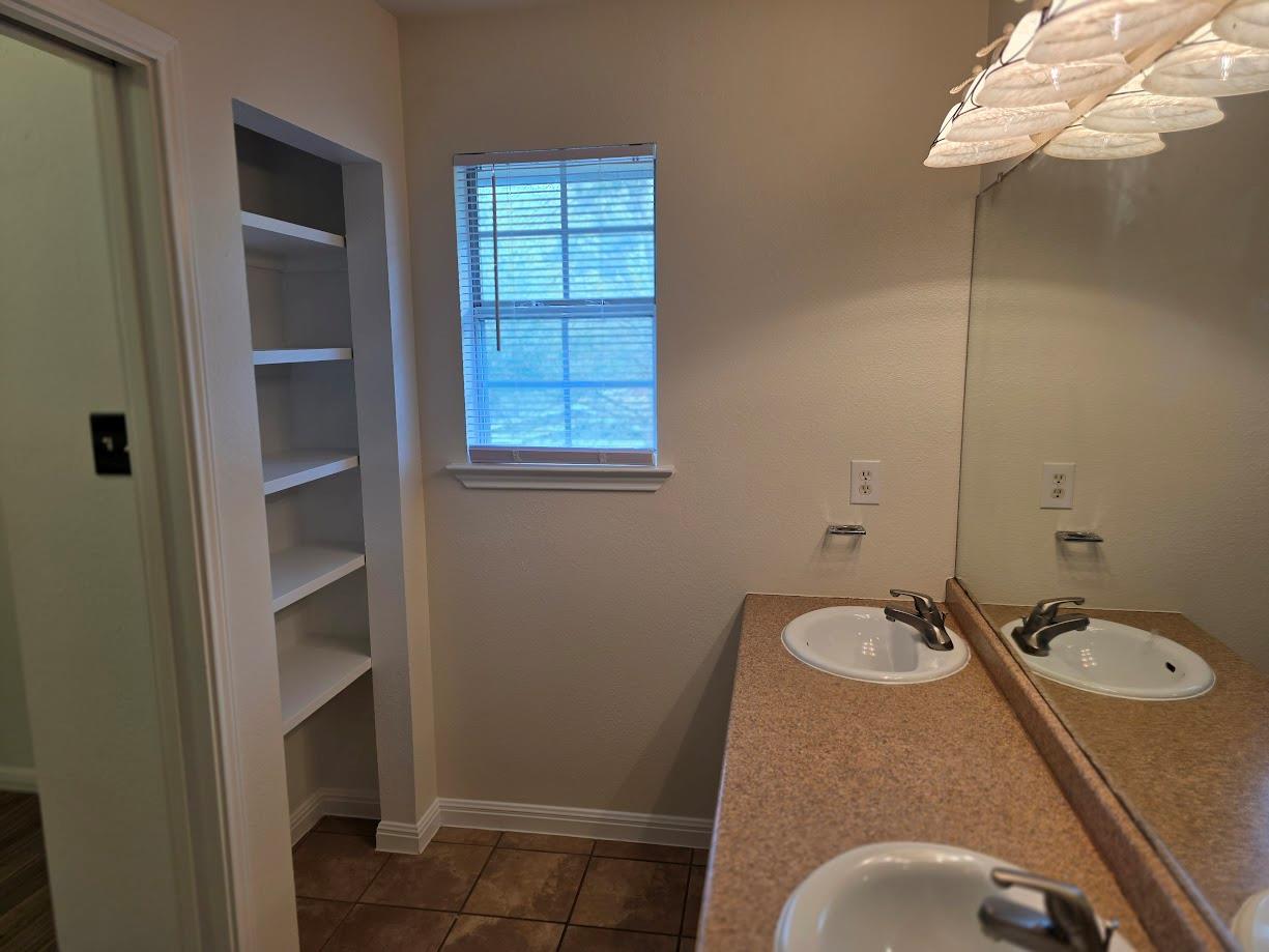 3308 Elija St # B, Austin, TX 78745