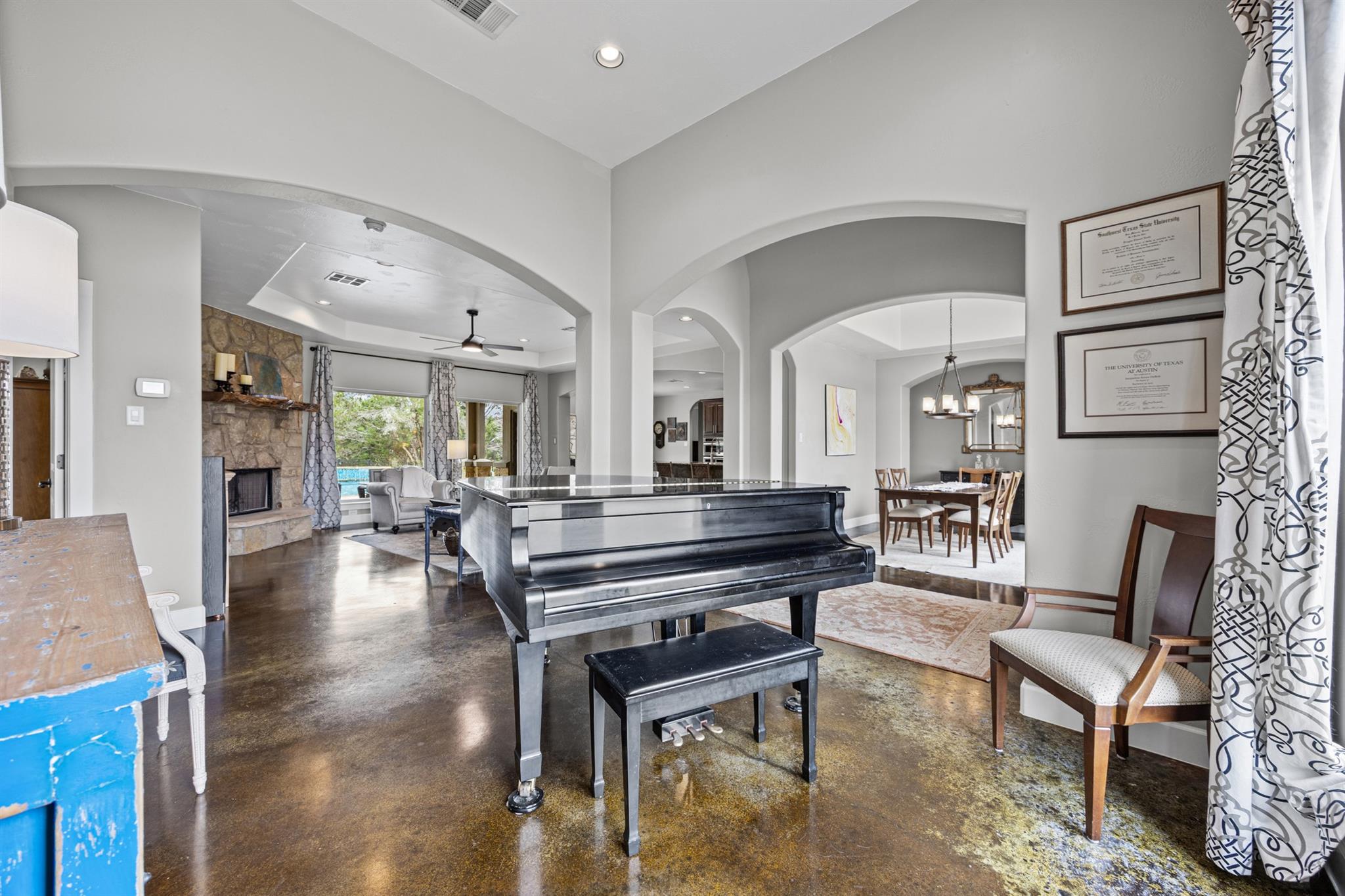 204 Joshua Dr, Georgetown, TX 78633