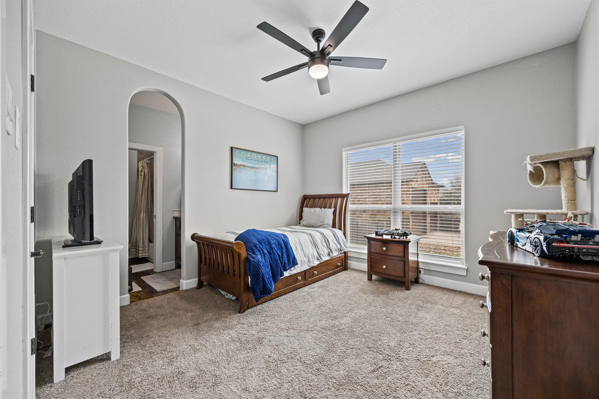 204 Joshua Dr, Georgetown, TX 78633