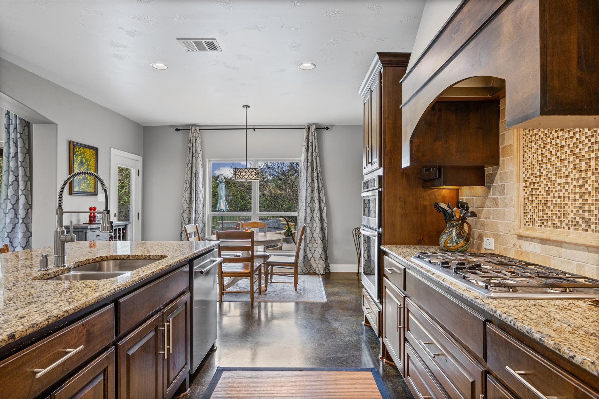 204 Joshua Dr, Georgetown, TX 78633