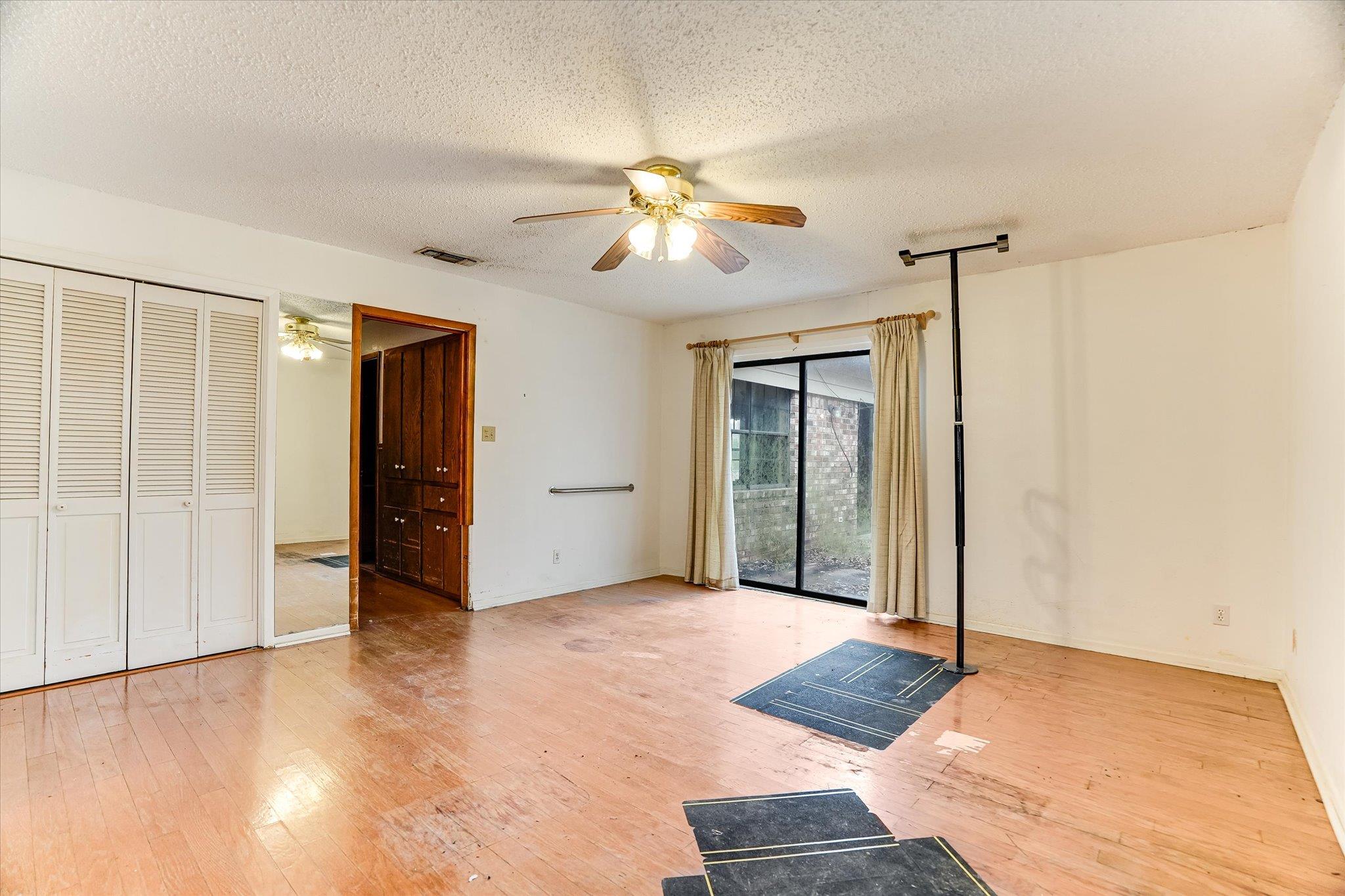 3569 N Us Highway 281, Burnet, TX 78611