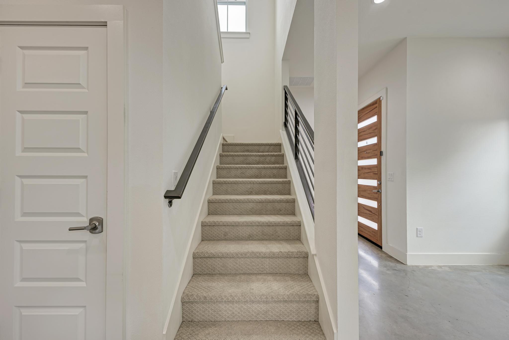 1000 Taulbee Ln # B, Austin, TX 78757