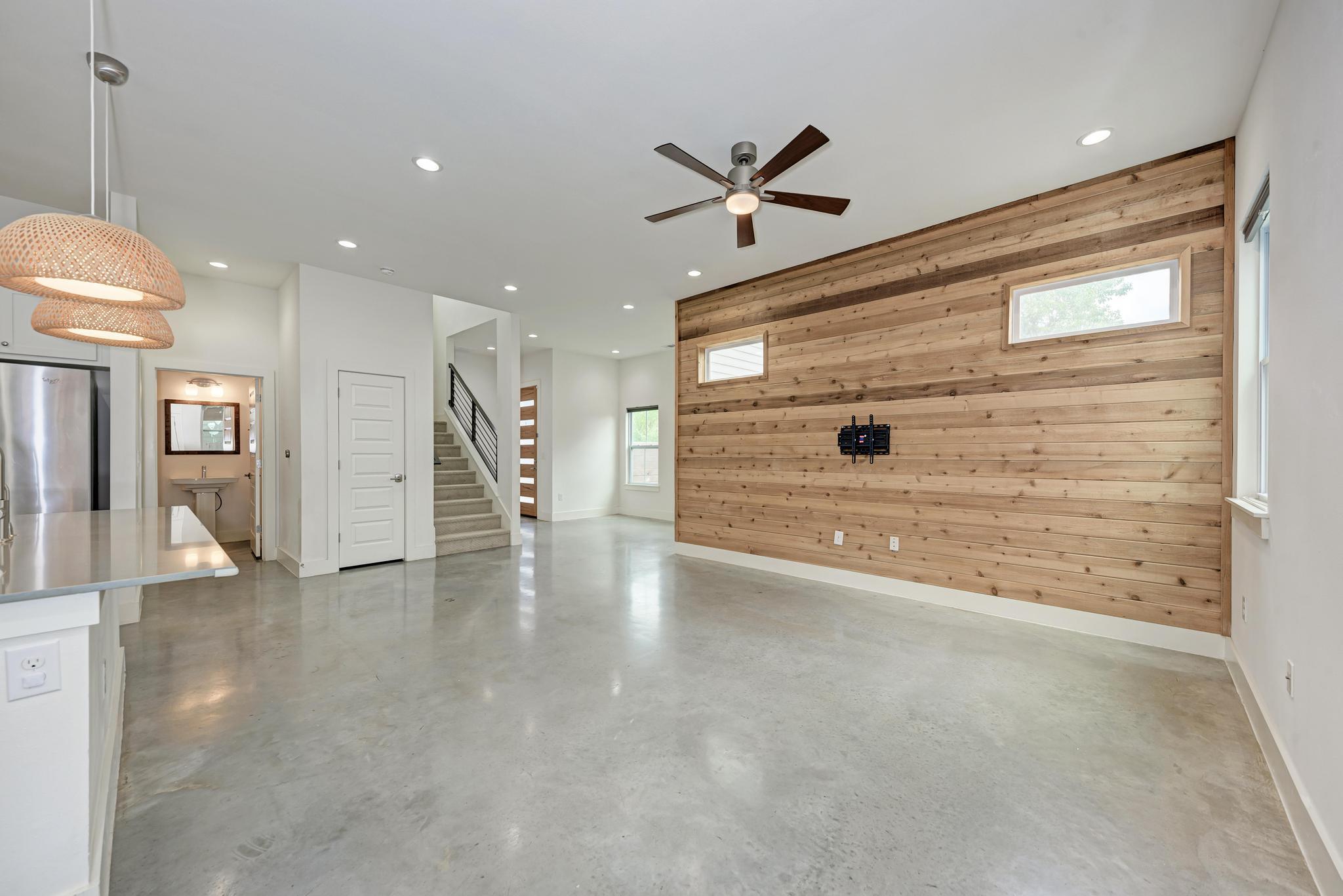 1000 Taulbee Ln # B, Austin, TX 78757