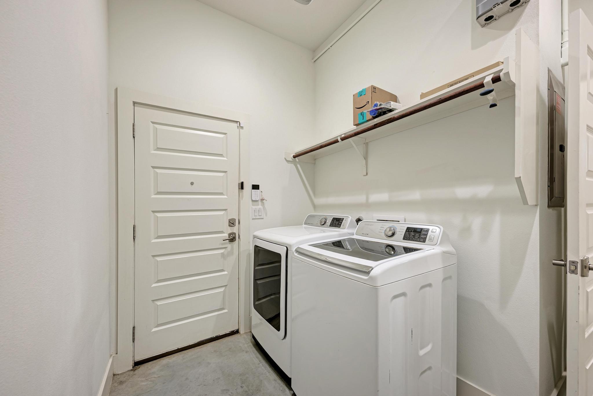 1000 Taulbee Ln # B, Austin, TX 78757