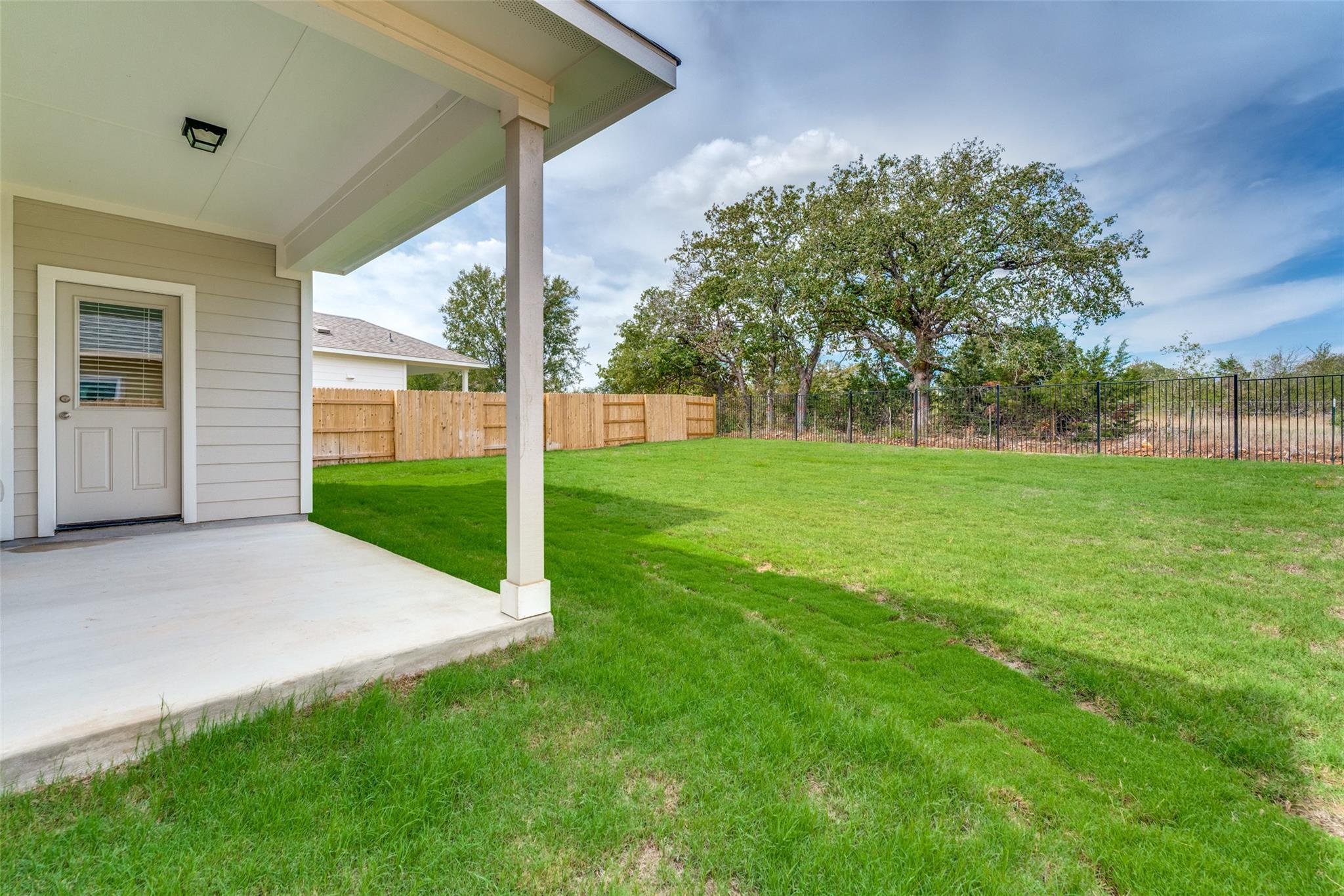 68 Bent Trail Ln, Georgetown, TX 78628