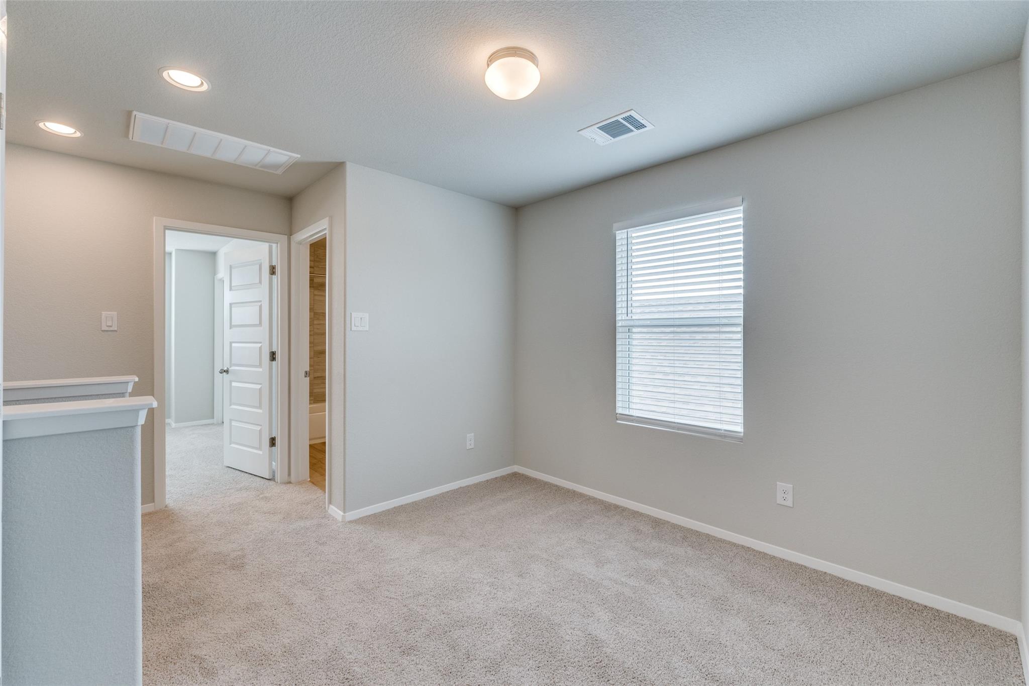 68 Bent Trail Ln, Georgetown, TX 78628