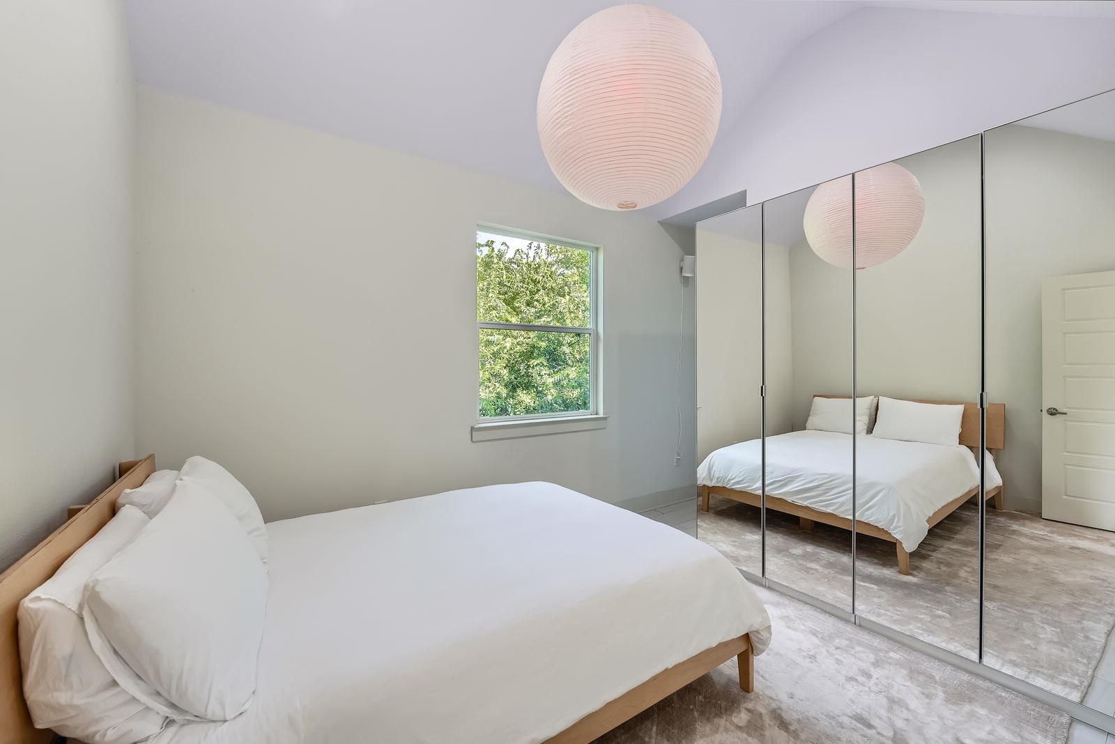 7311 Providence Ave # B, Austin, TX 78752