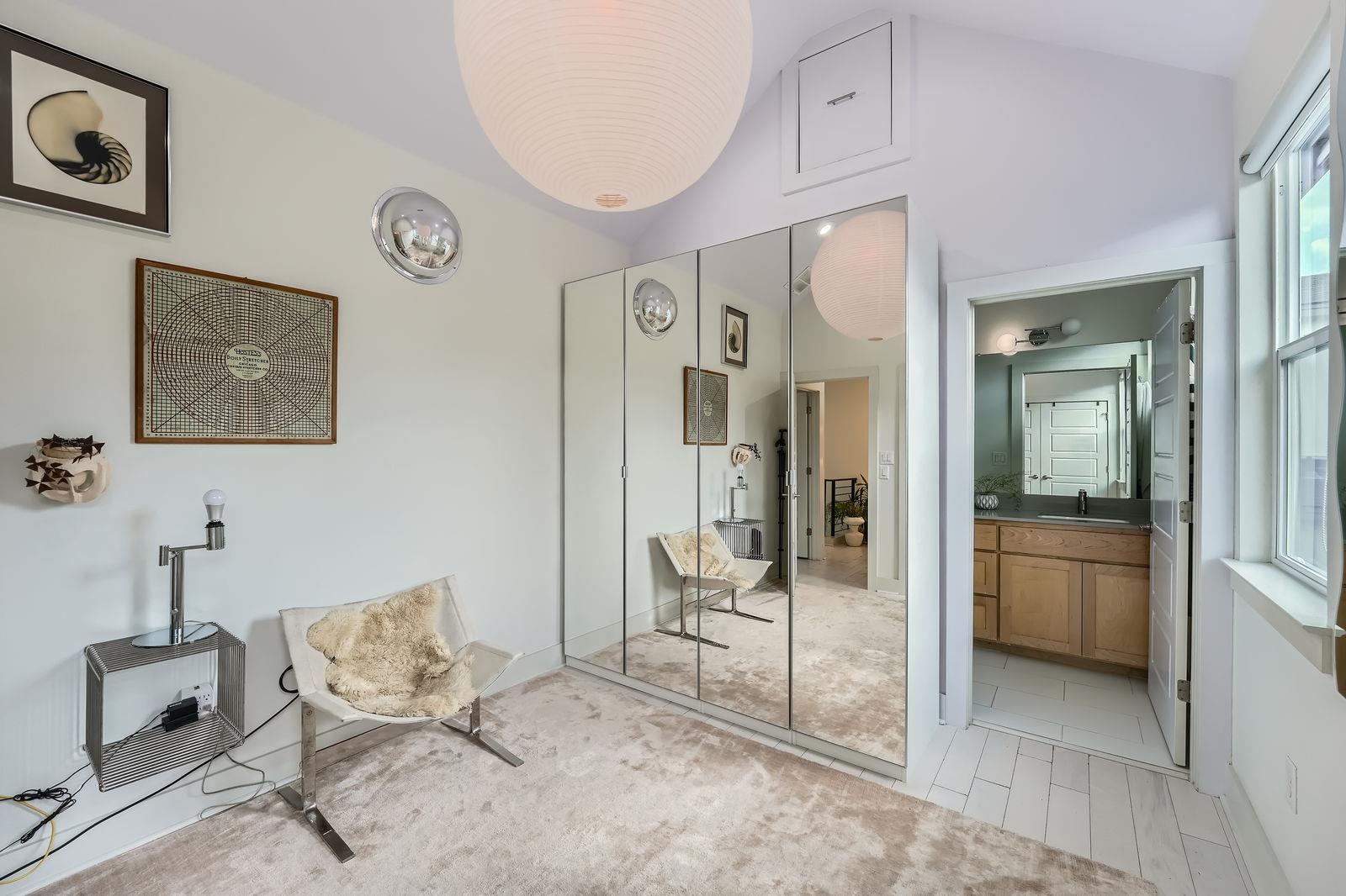 7311 Providence Ave # B, Austin, TX 78752