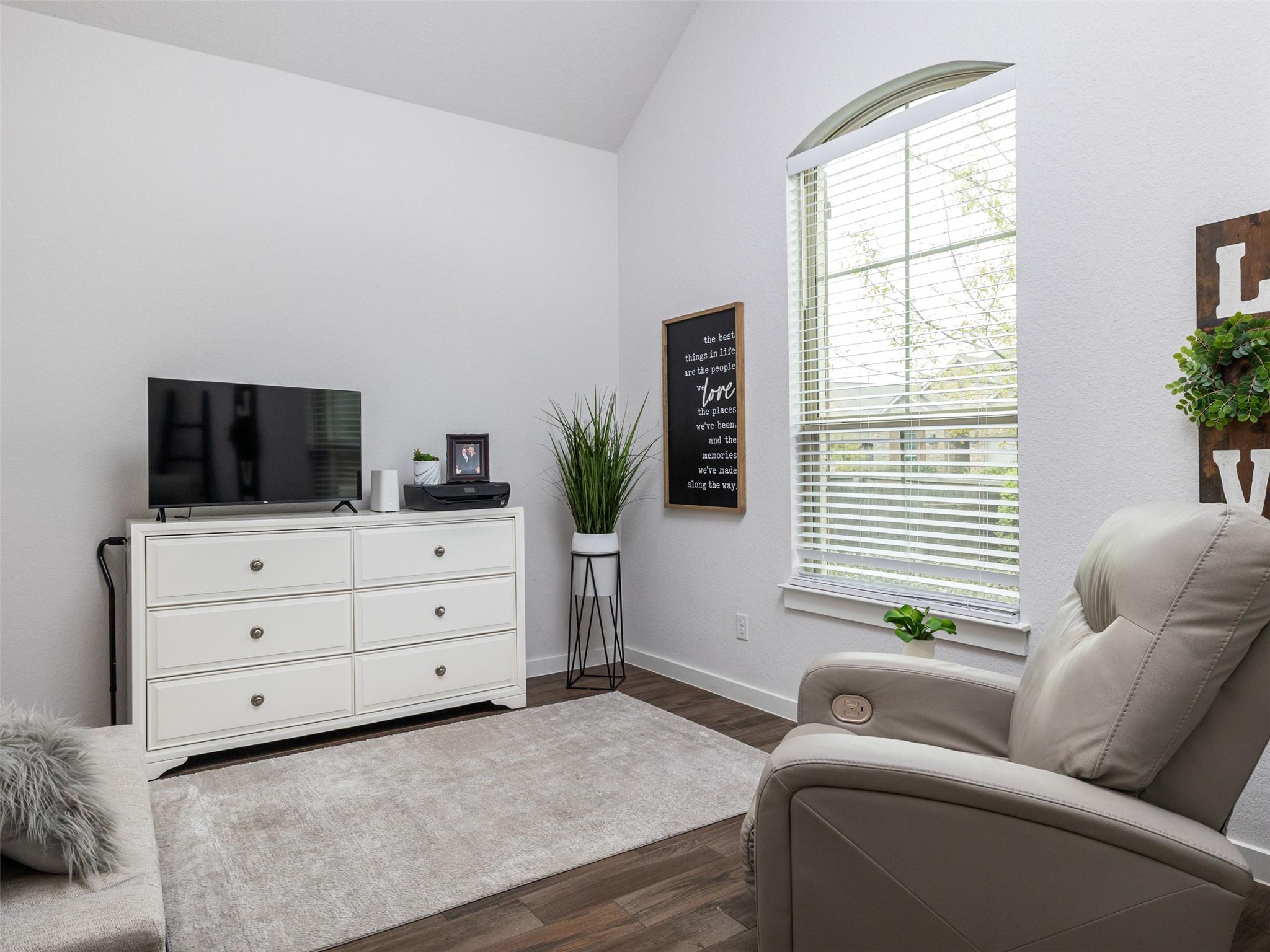 860 Whitetail Dr, Round Rock, TX 78681