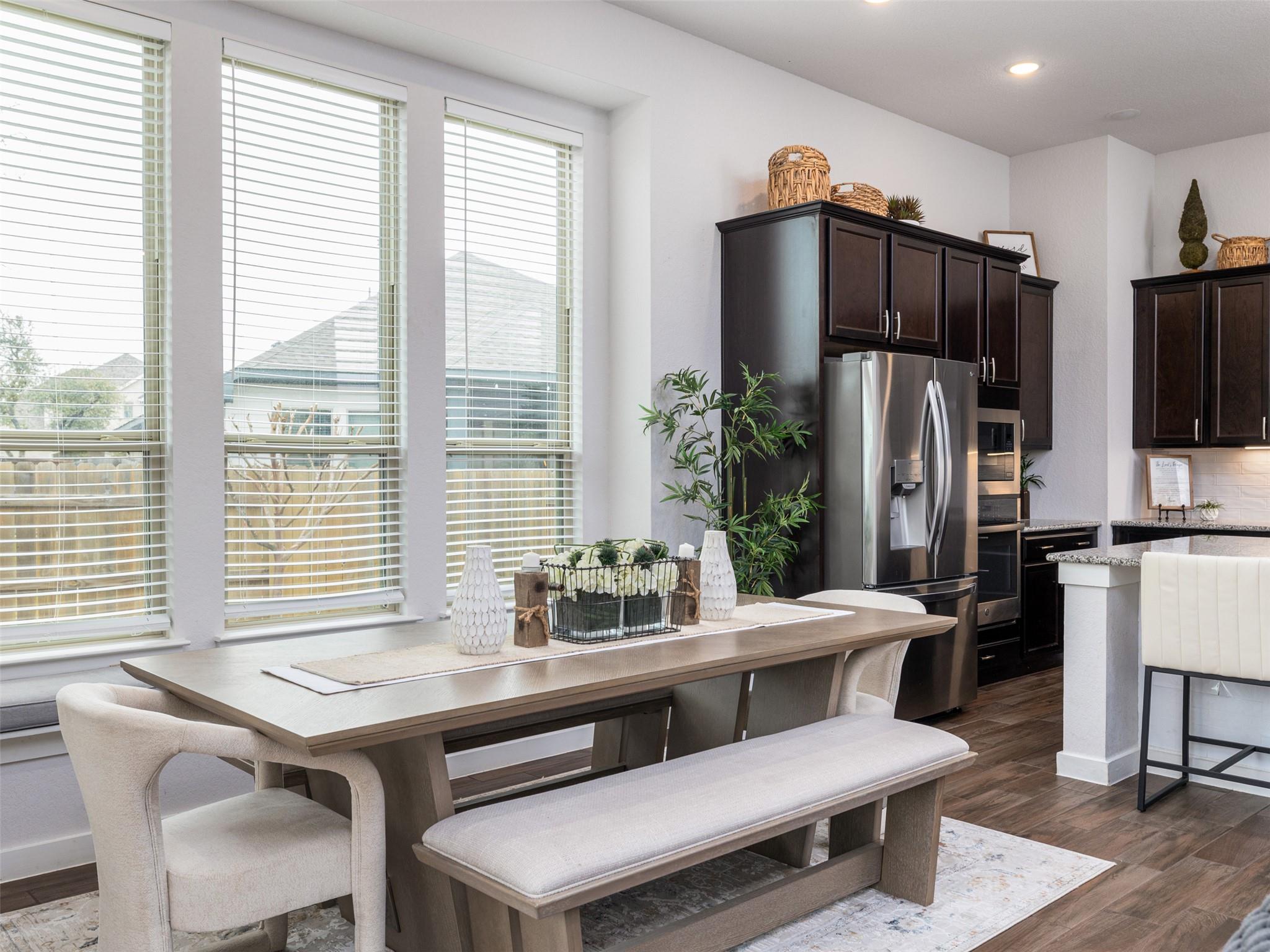 860 Whitetail Dr, Round Rock, TX 78681