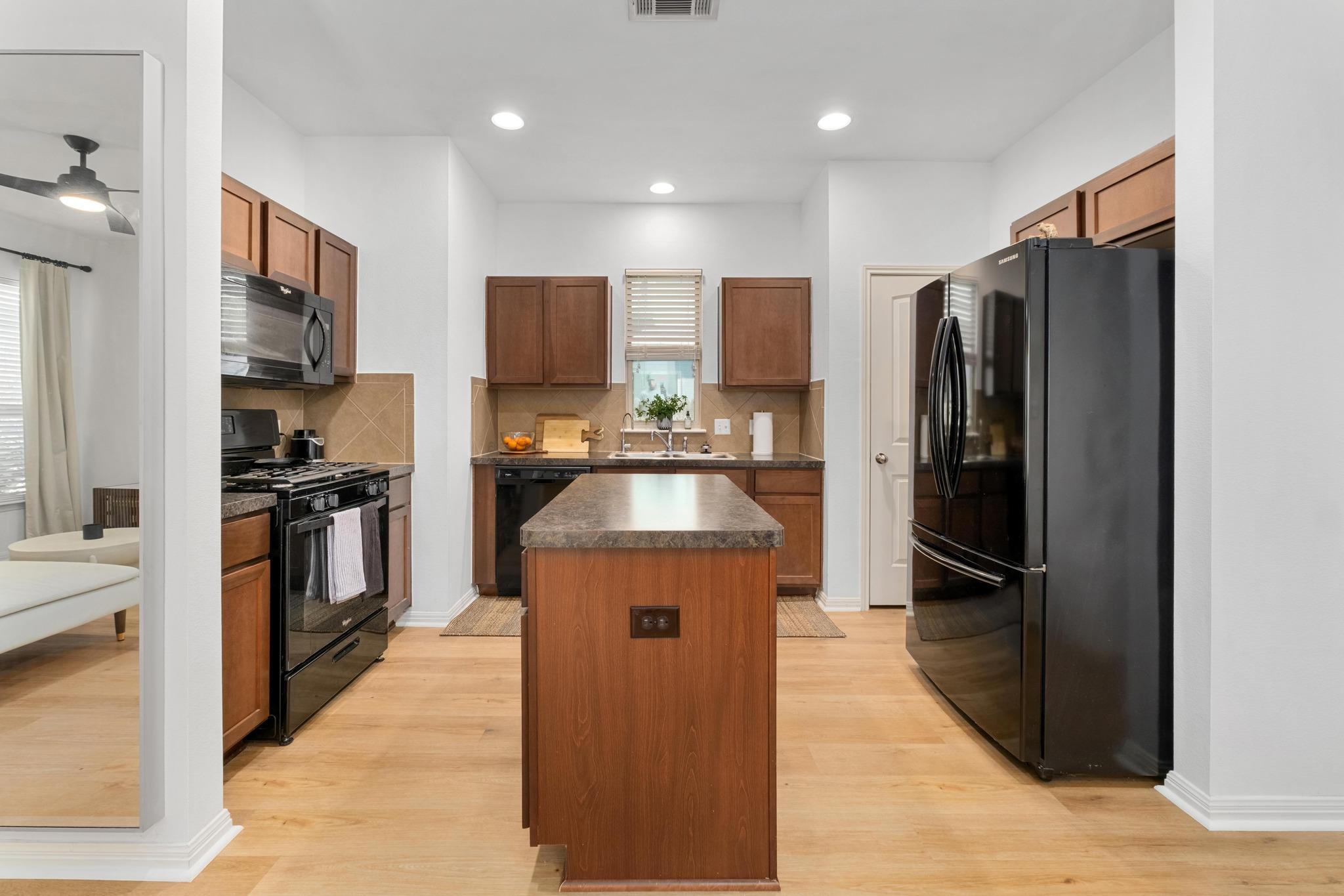 4613 Graceful Ln # 500, Austin, TX 78725