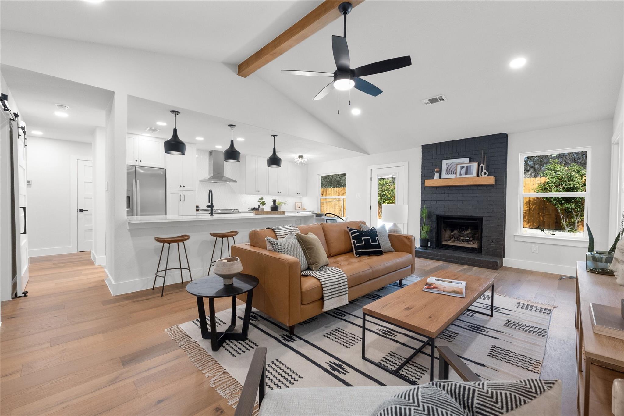 2404 Monarch Dr, Austin, TX 78748