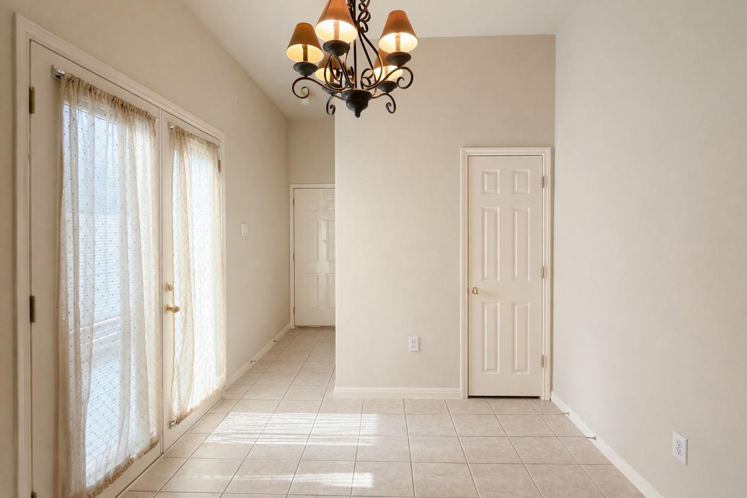 5515 Davis Ln # 82, Austin, TX 78749