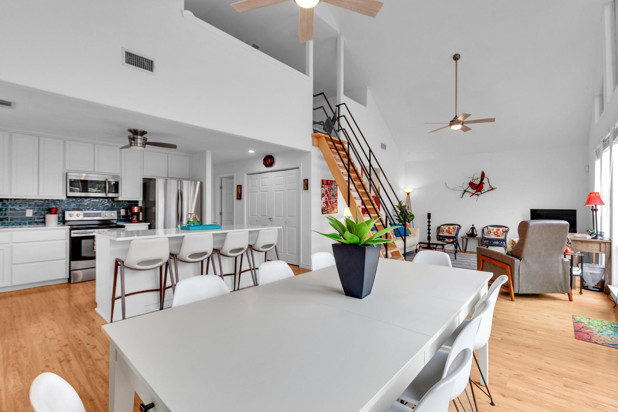 23901 Redbird Trl, Marble Falls, TX 78654