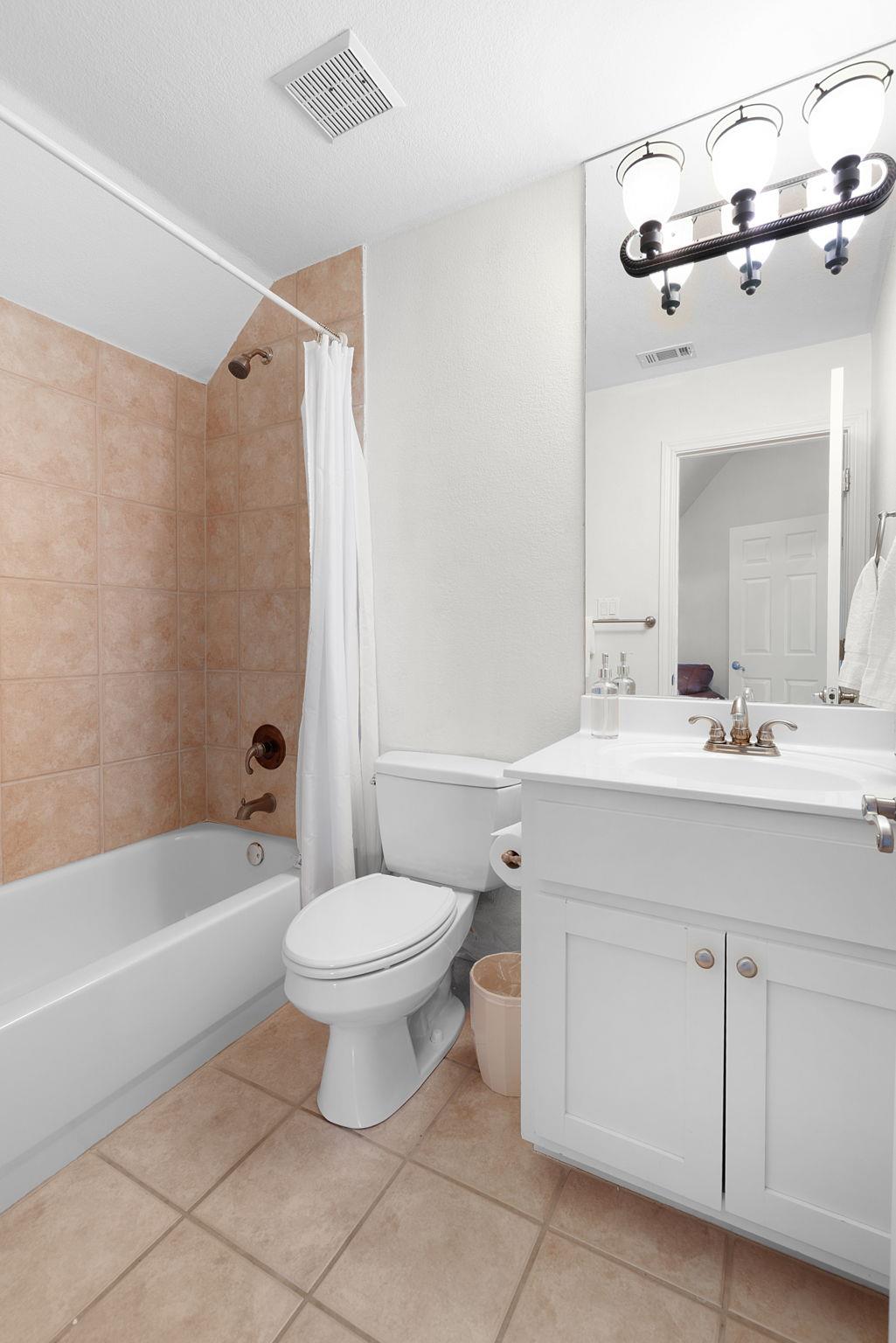 101 Kelly Emeralds Rd, Burnet, TX 78611