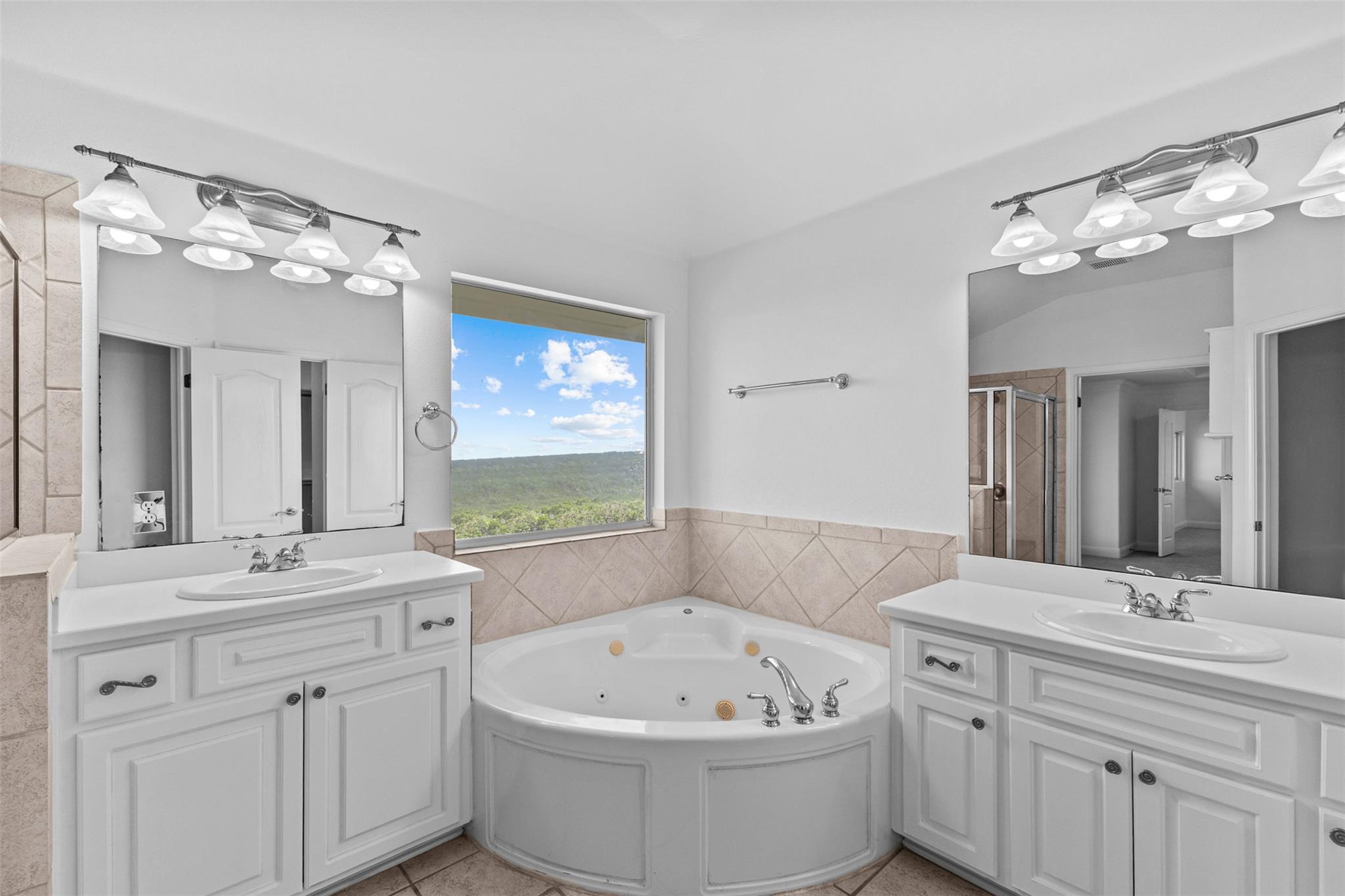 5724 Brittlyns Ct, Austin, TX 78730