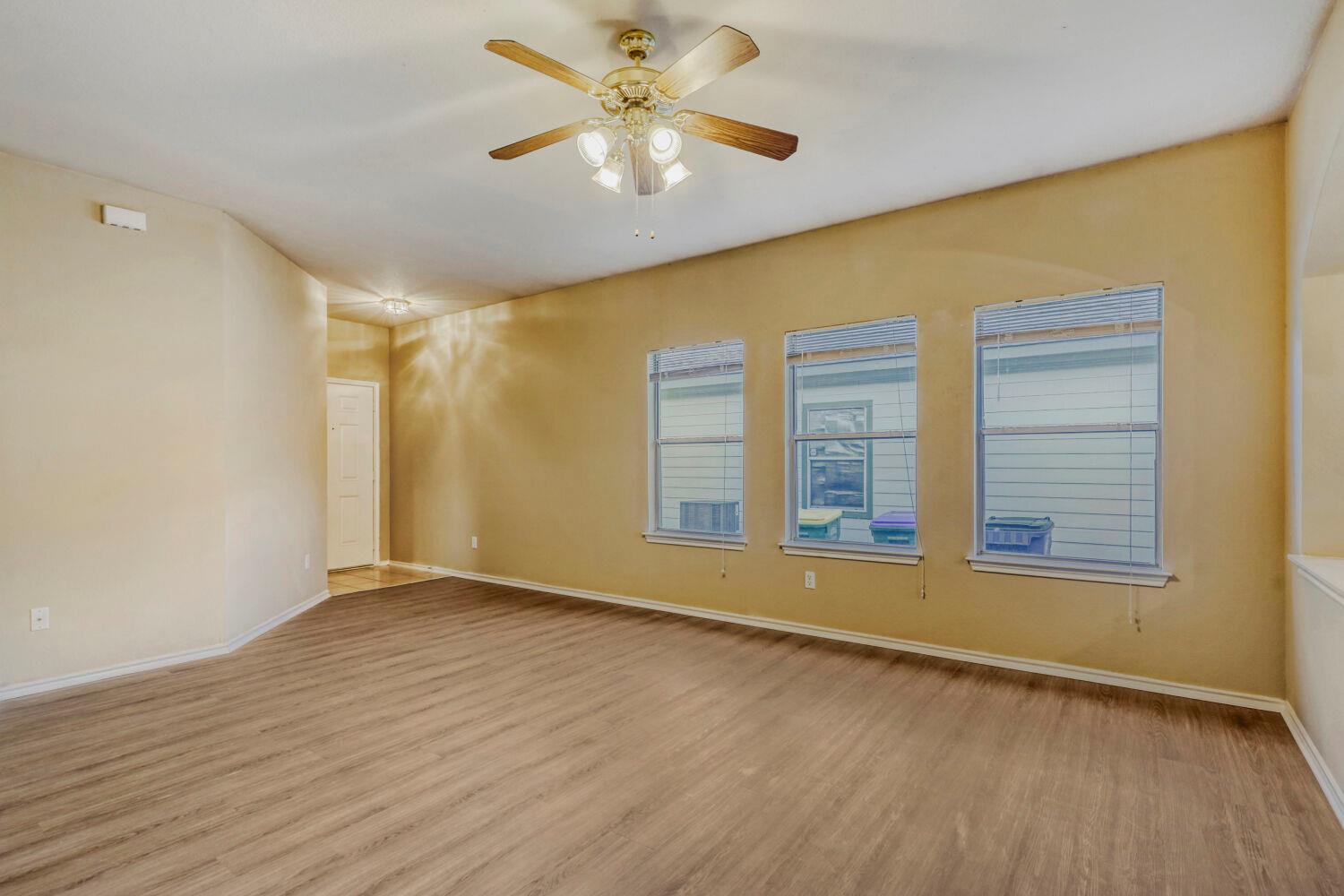 11502 Liberty St, Manor, TX 78653