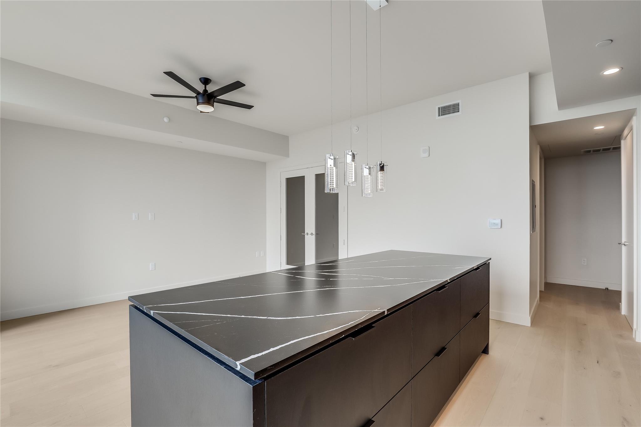 44 East Ave # 3111, Austin, TX 78701