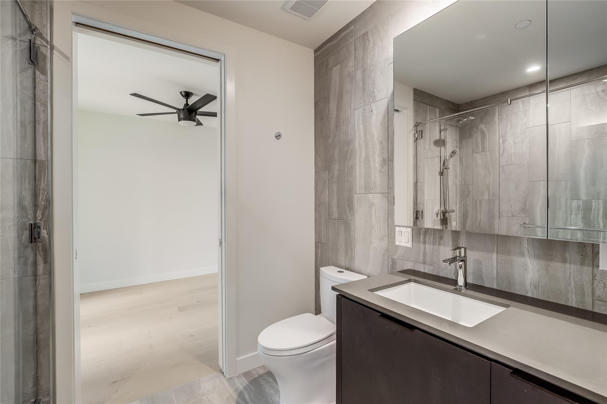 44 East Ave # 3111, Austin, TX 78701