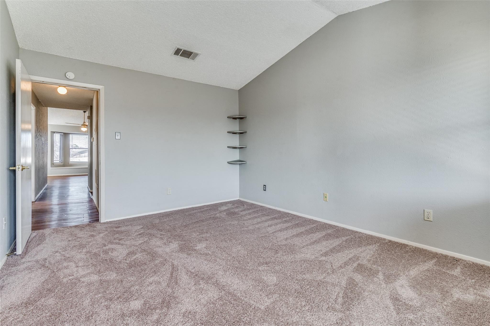 5303 Indio Cv # D, Austin, TX 78745