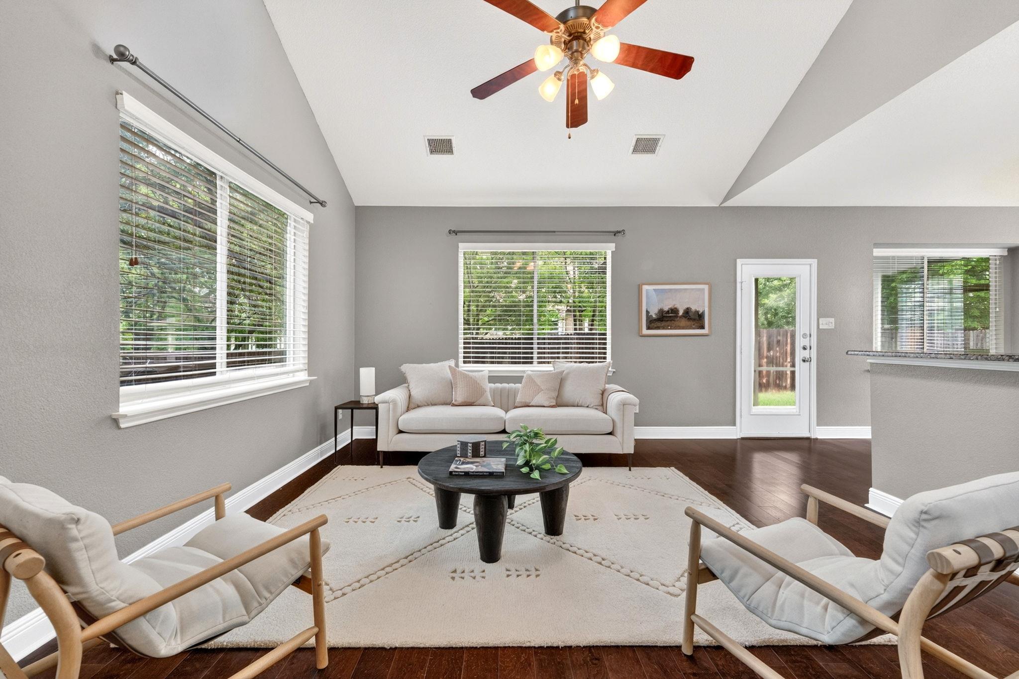 8407 Empress Blvd, Austin, TX 78745