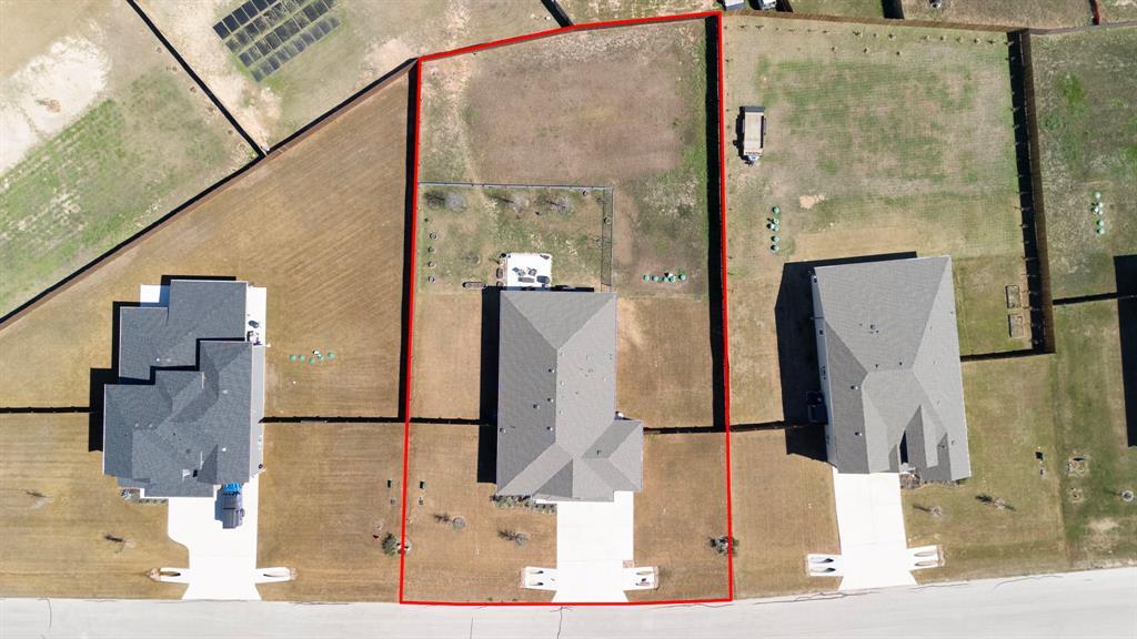 191 Silverton Ln, Cedar Creek, TX 78612