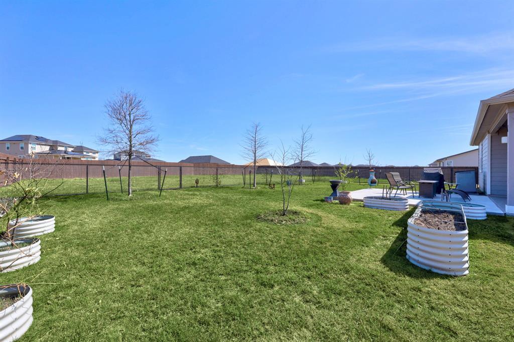 191 Silverton Ln, Cedar Creek, TX 78612