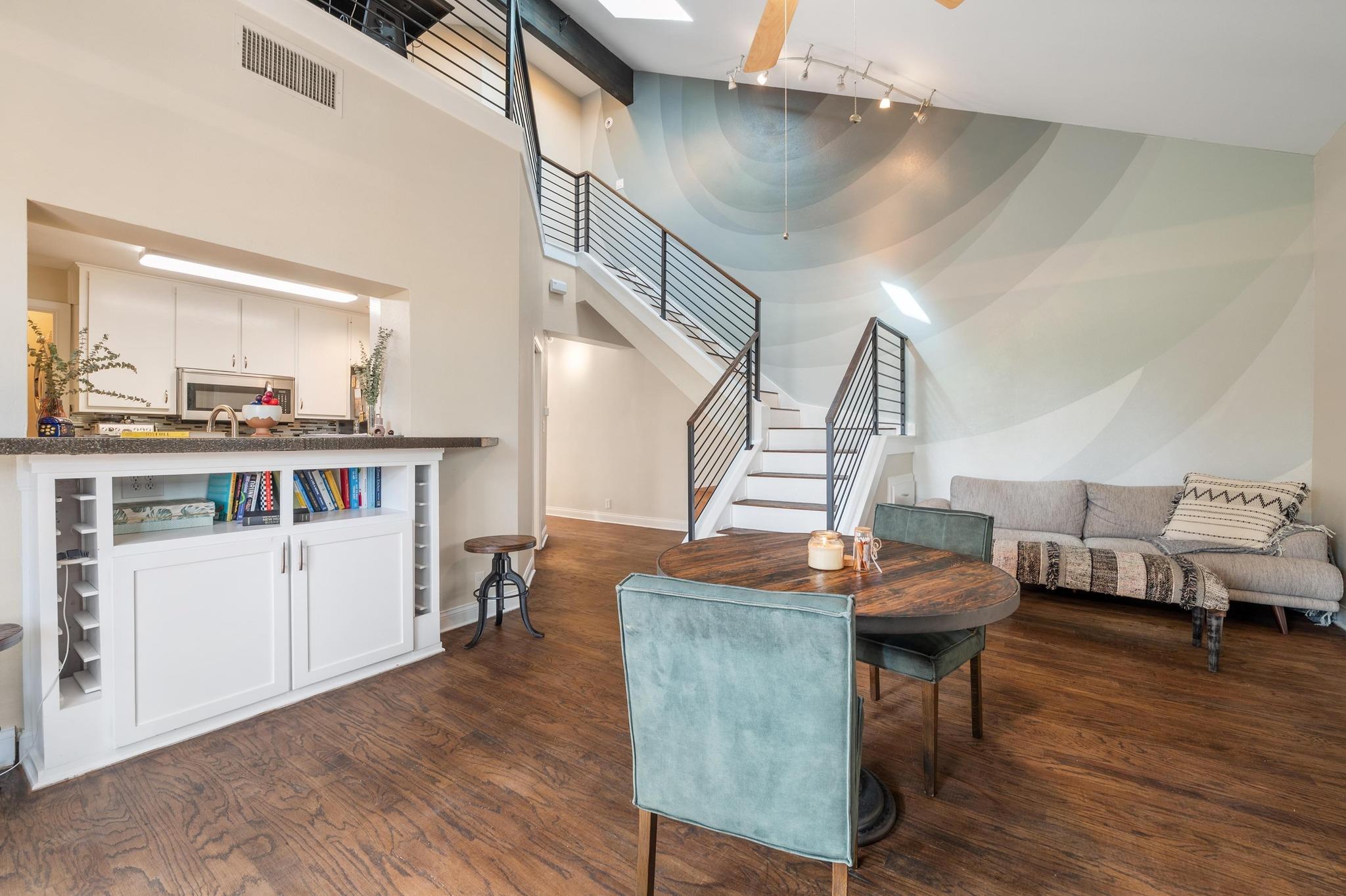 1735 Spyglass Dr # 111, Austin, TX 78746