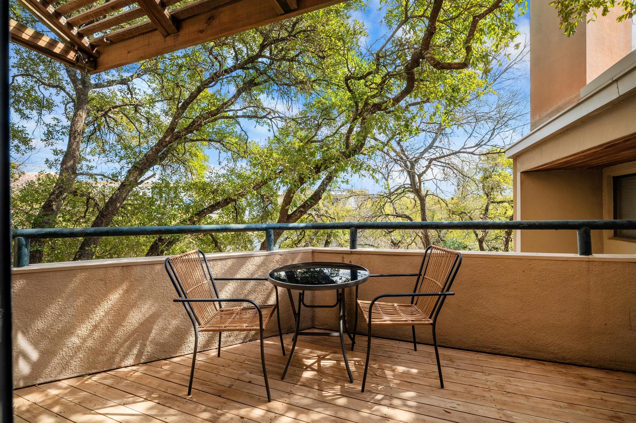 1735 Spyglass Dr # 111, Austin, TX 78746