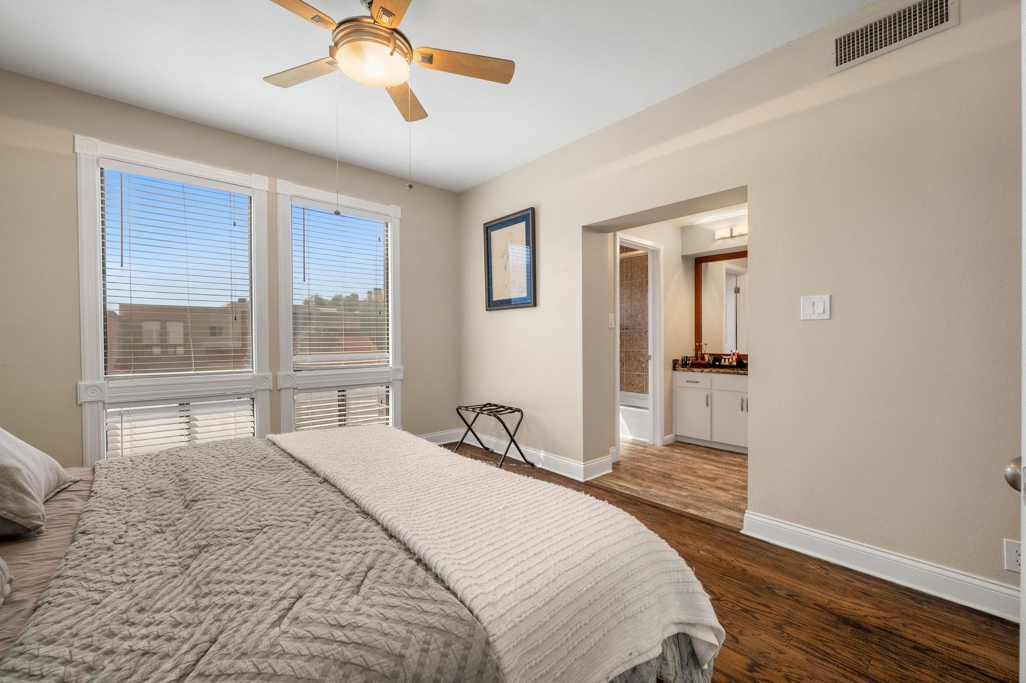 1735 Spyglass Dr # 111, Austin, TX 78746