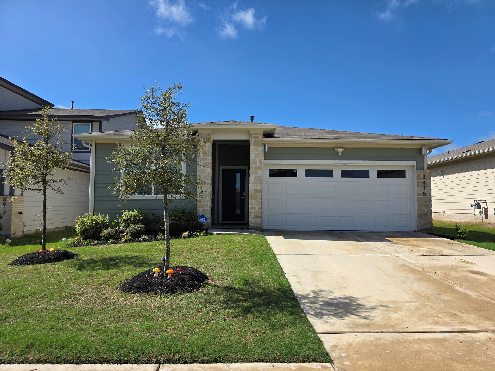8415 Linda Michelle Ln, Austin, TX 78724