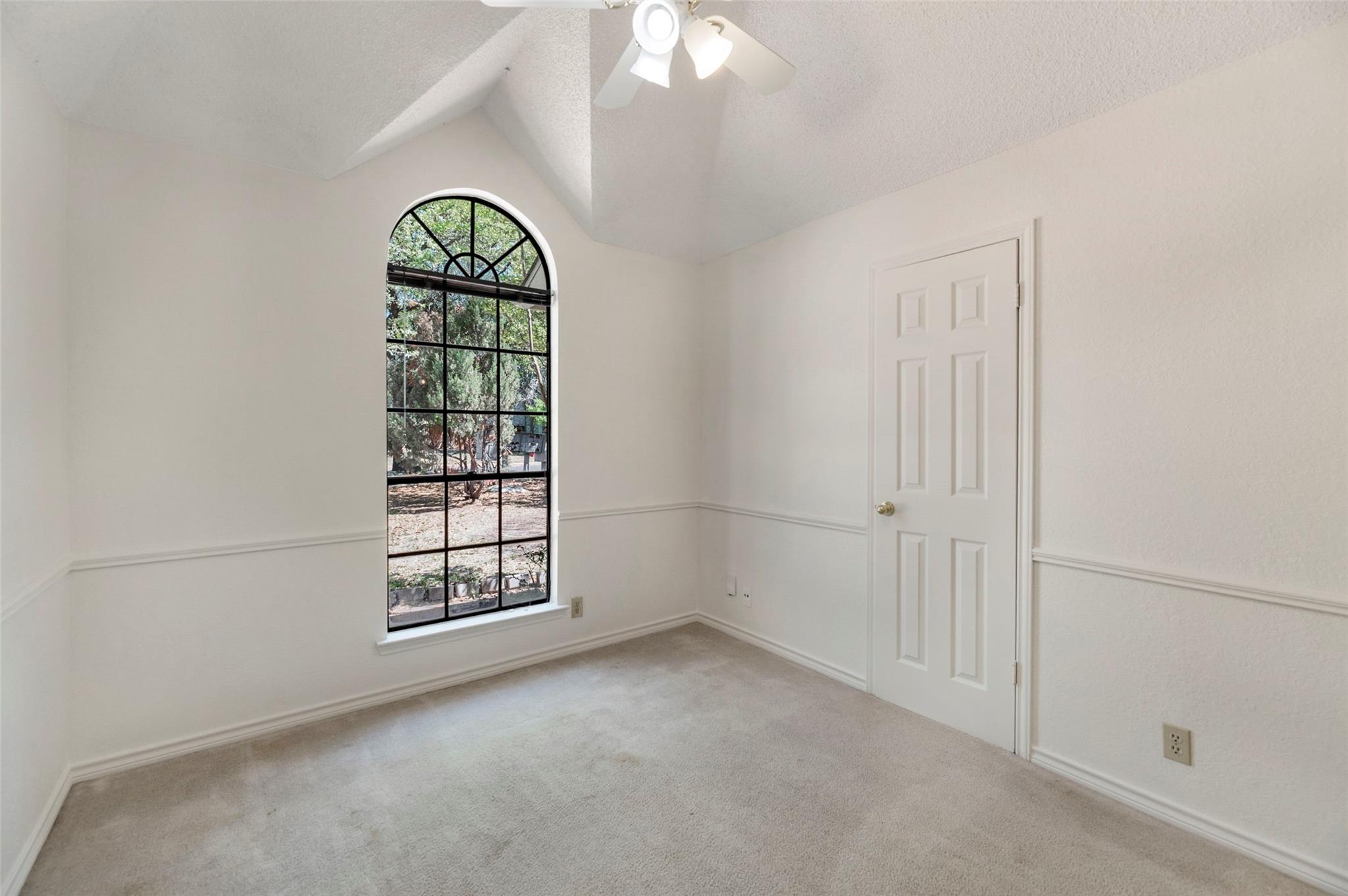 16318 Spotted Eagle Dr, Leander, TX 78641