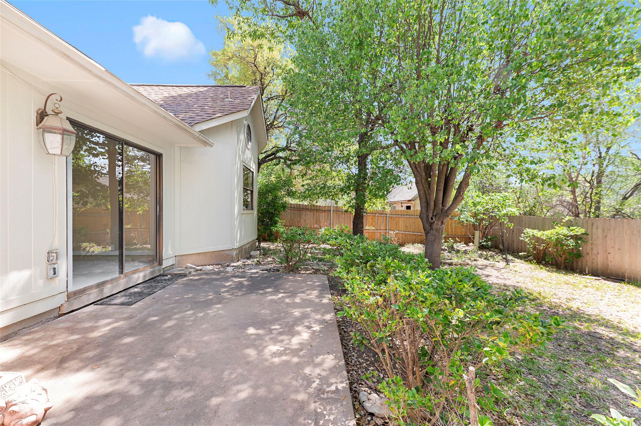 16318 Spotted Eagle Dr, Leander, TX 78641