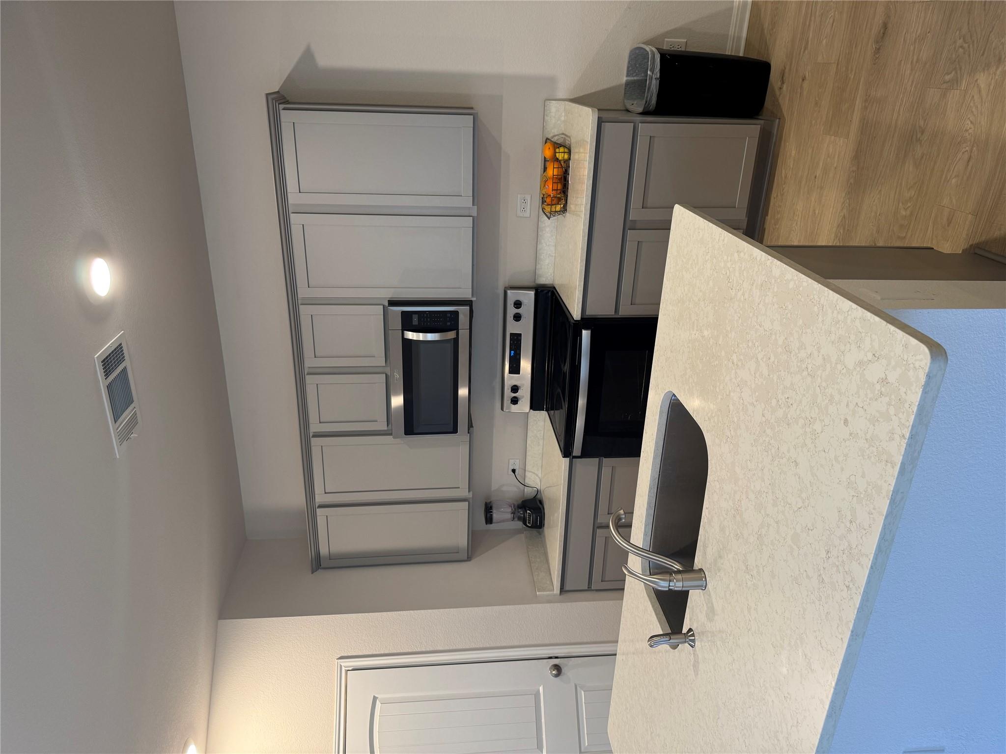 140 Grey Slate Ave, Marble Falls, TX 78654