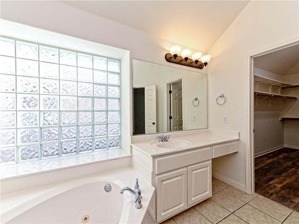 7909 Cobblestone, Austin, TX 78735