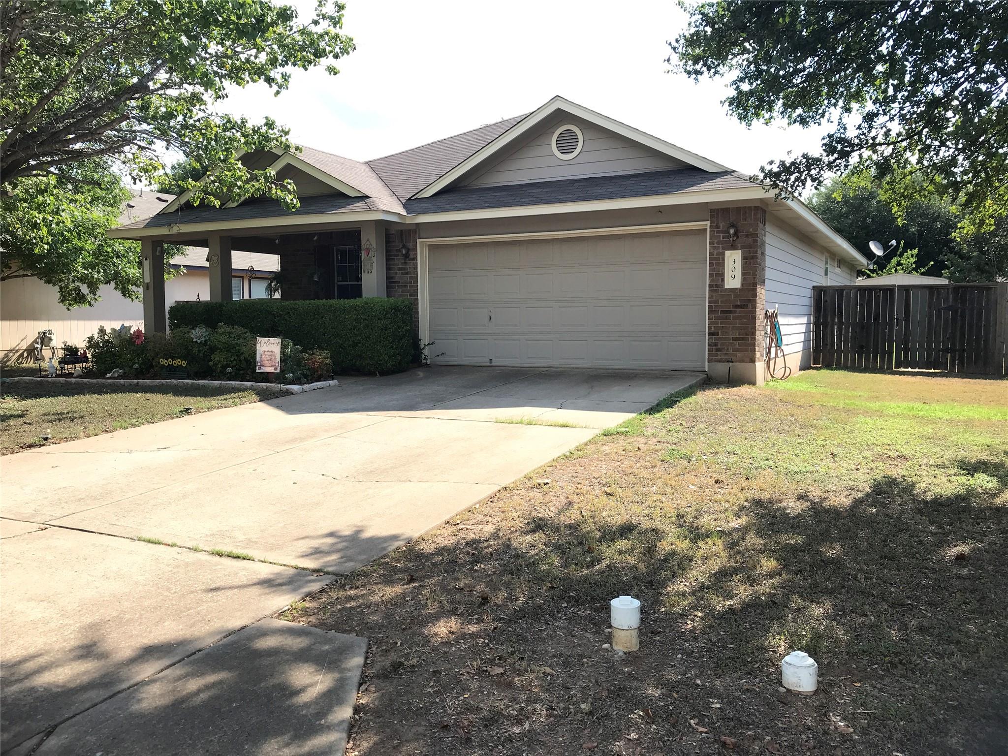 309 Nicole Way, Bastrop, TX 78602