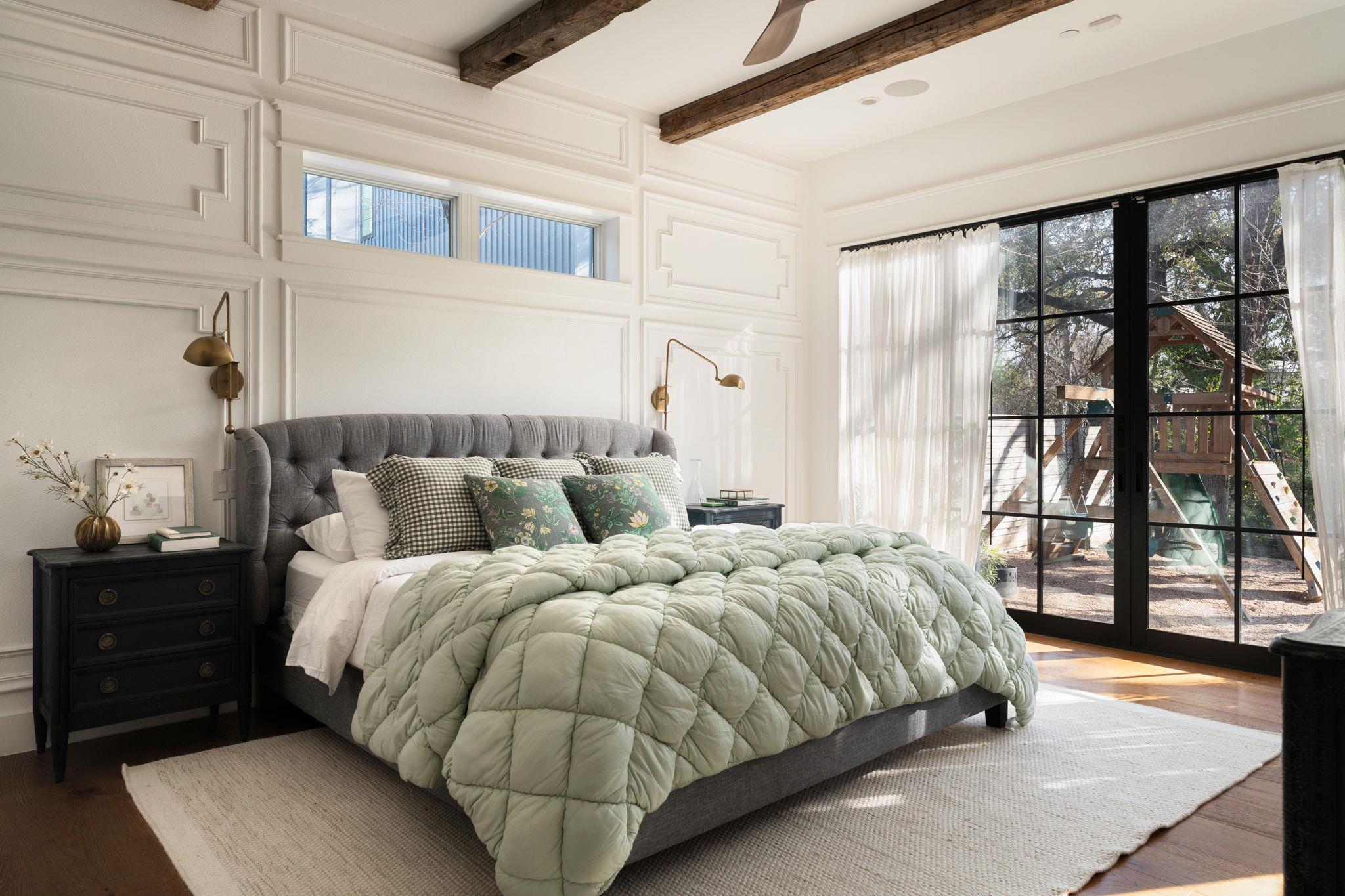 703 E Live Oak St, Austin, TX 78704