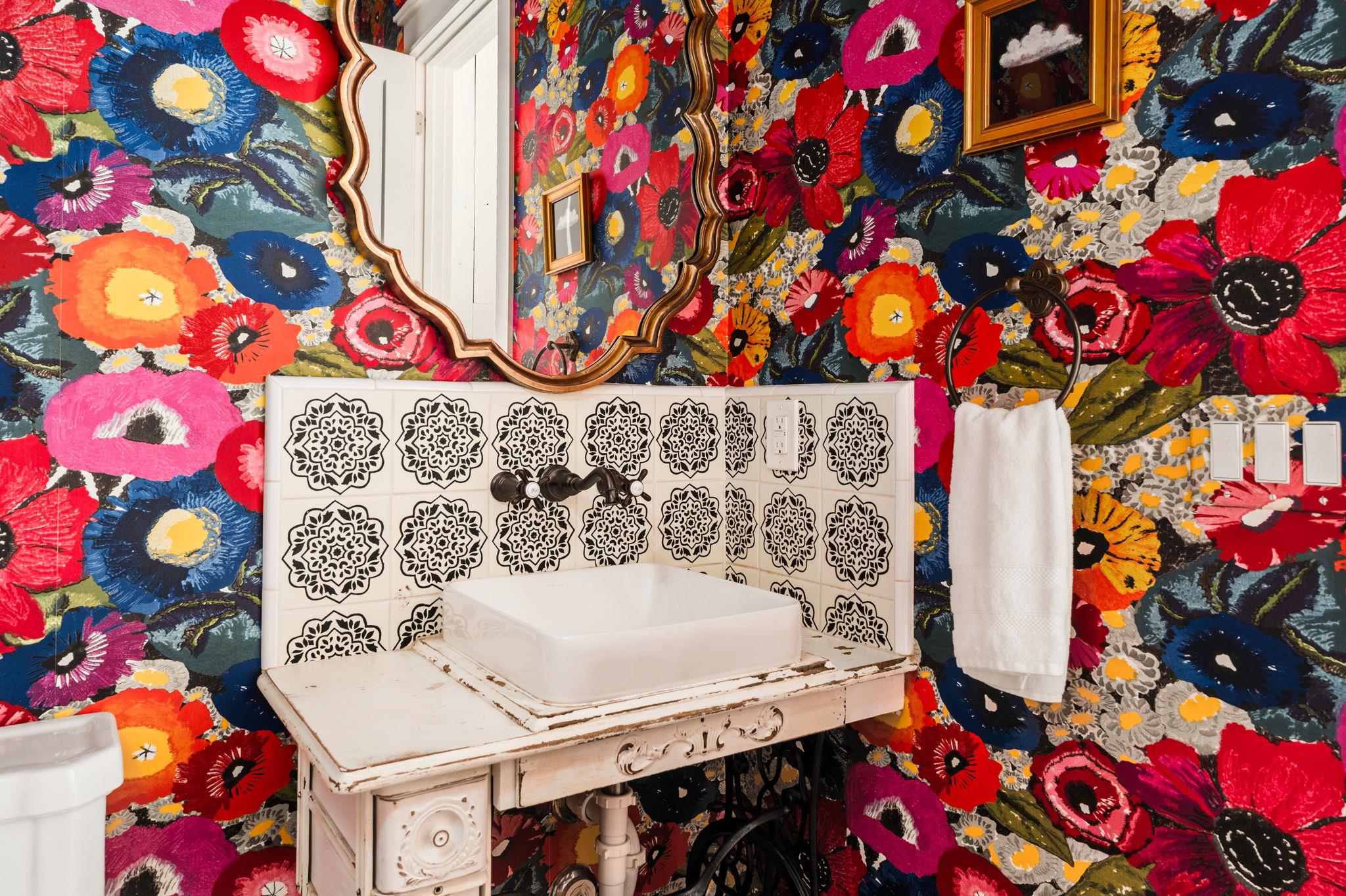 703 E Live Oak St, Austin, TX 78704