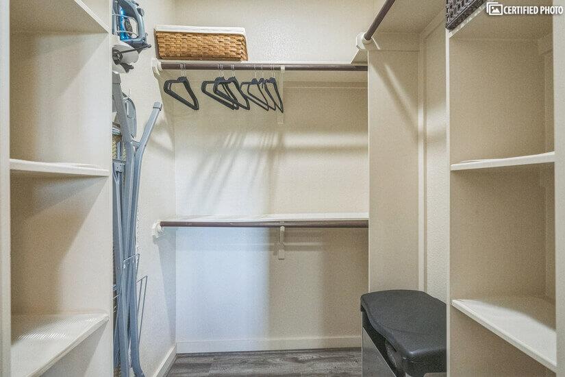 505 Heron Dr, Austin, TX 78734