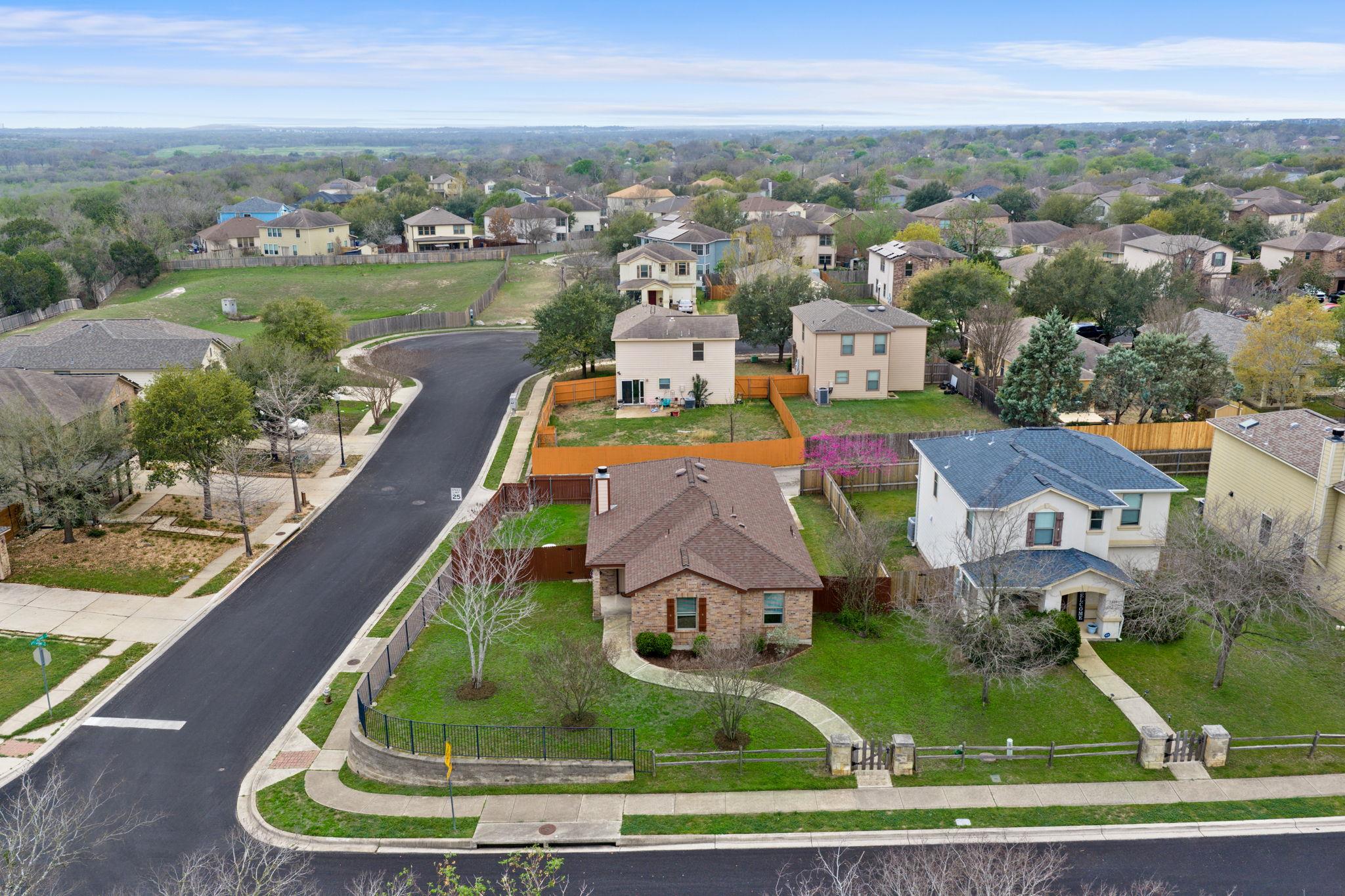 5811 Viewpoint Dr, Austin, TX 78744