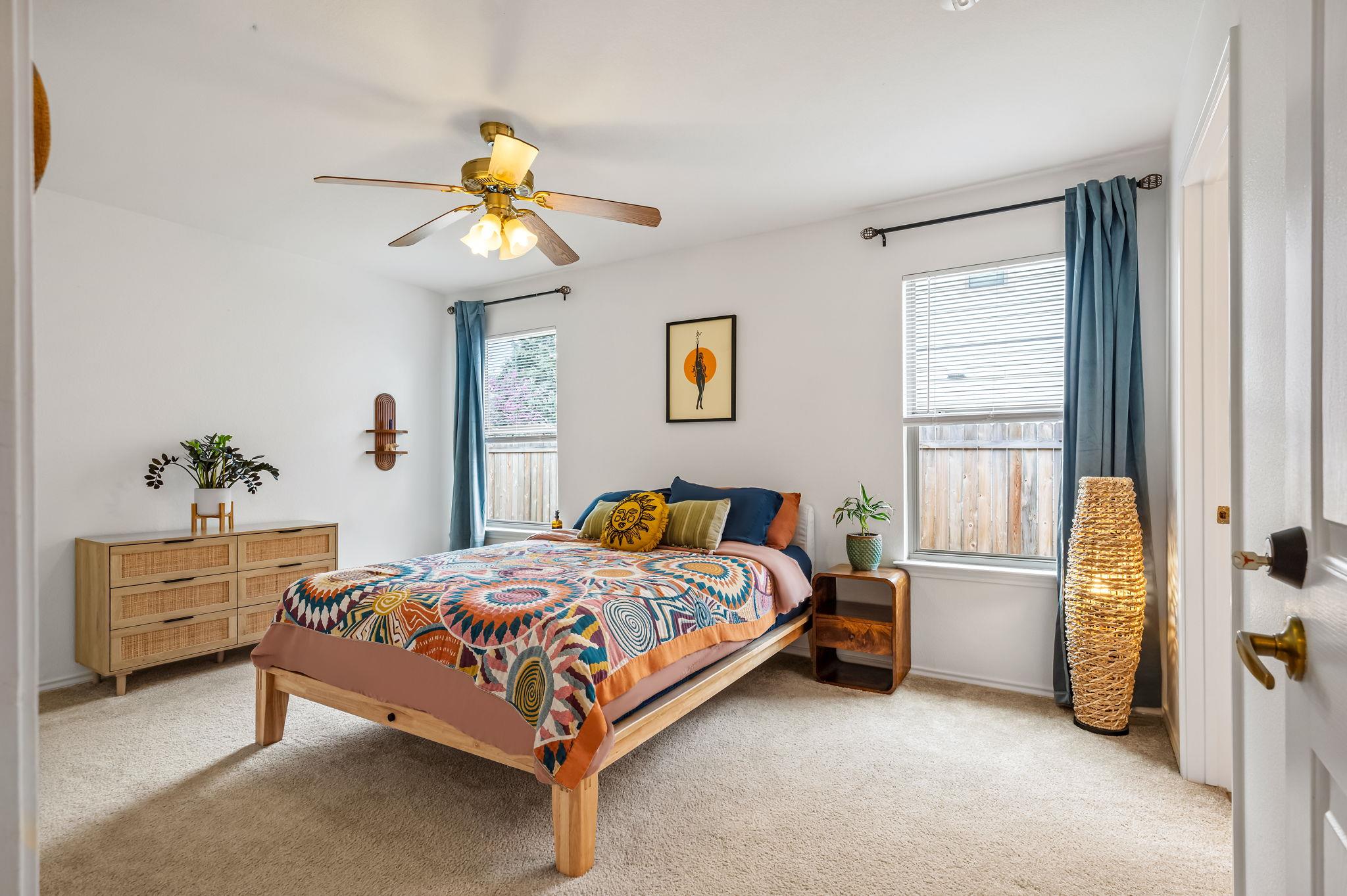 5811 Viewpoint Dr, Austin, TX 78744