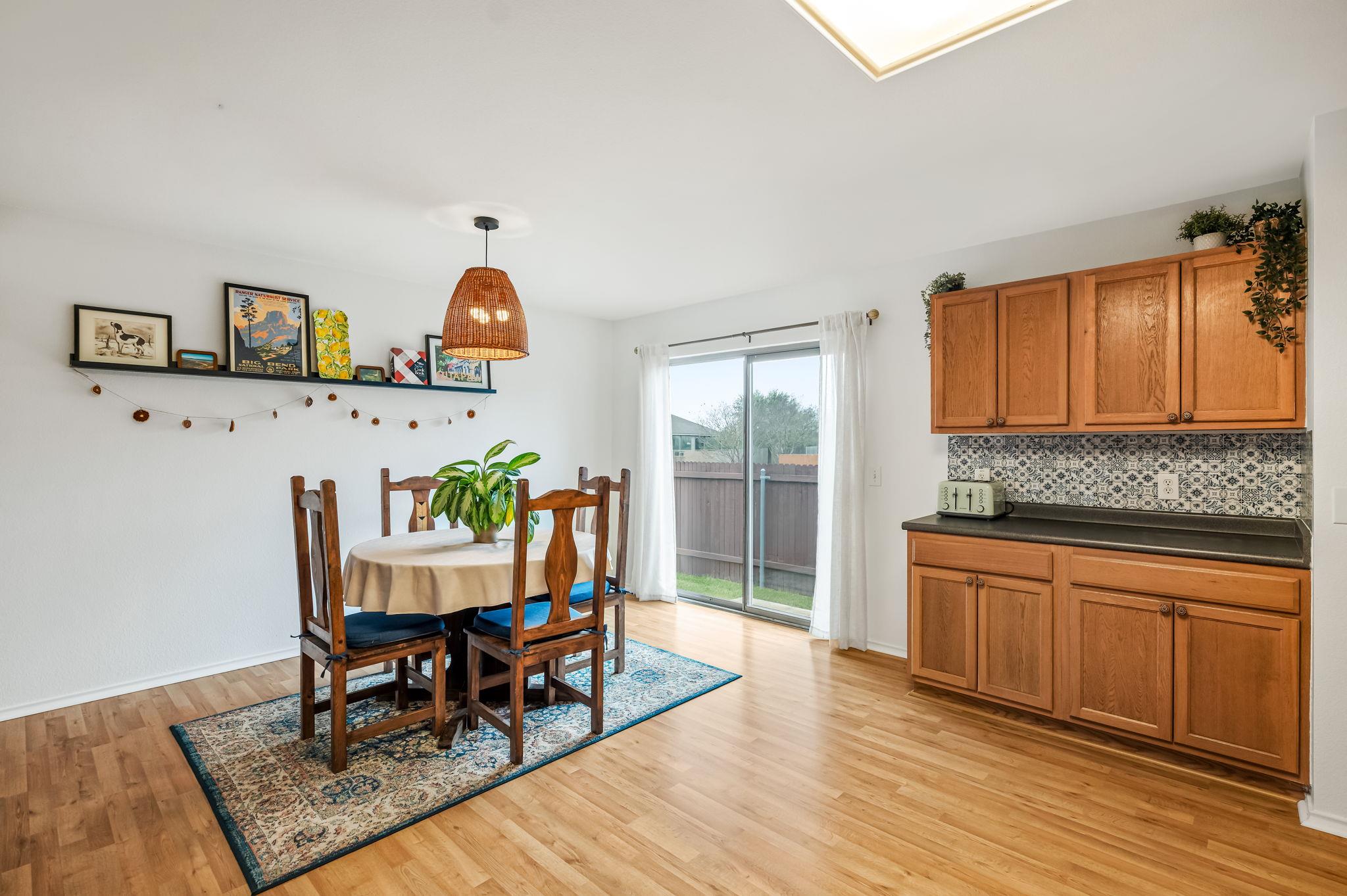 5811 Viewpoint Dr, Austin, TX 78744